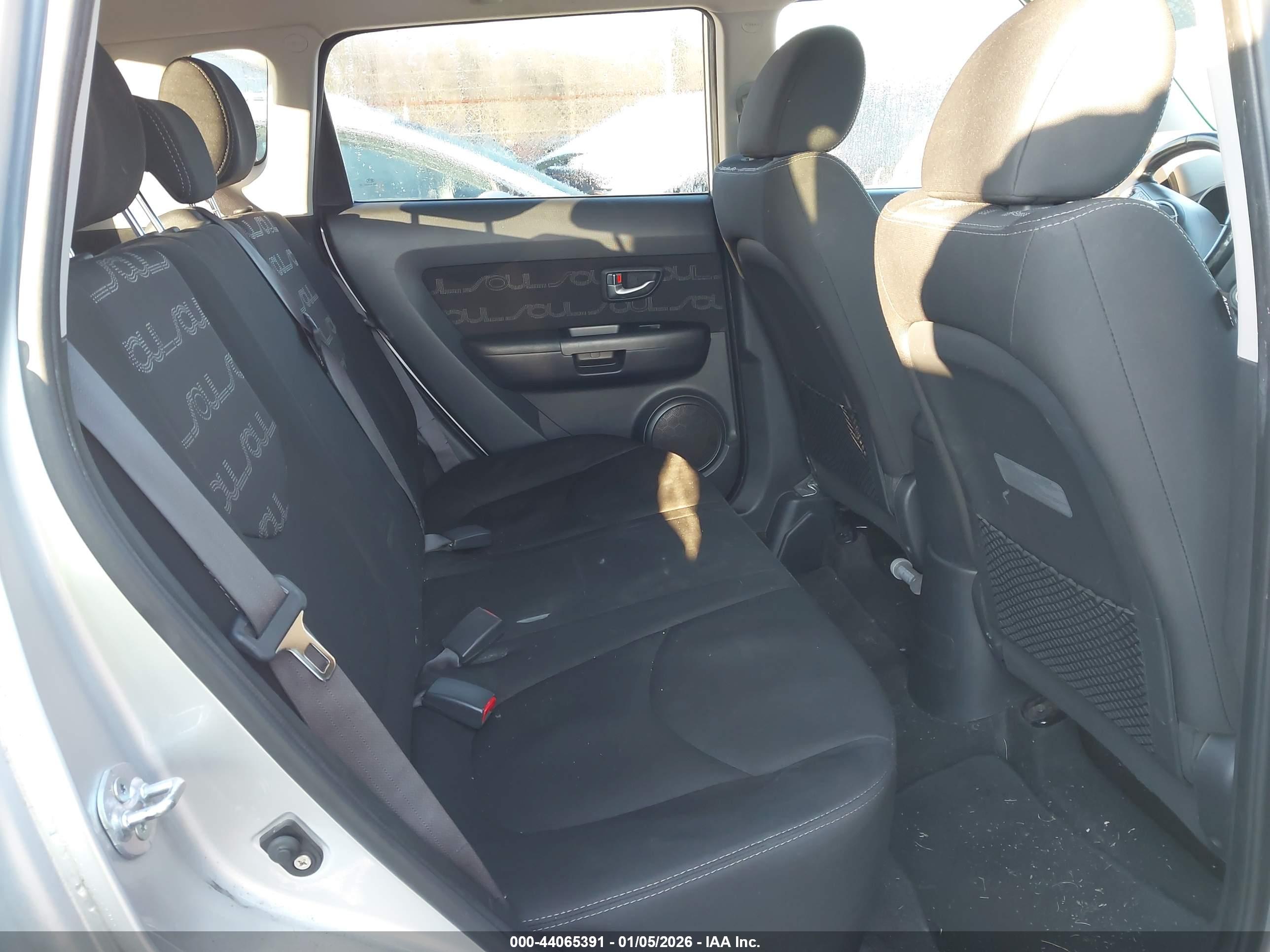 KIA SOUL image 8