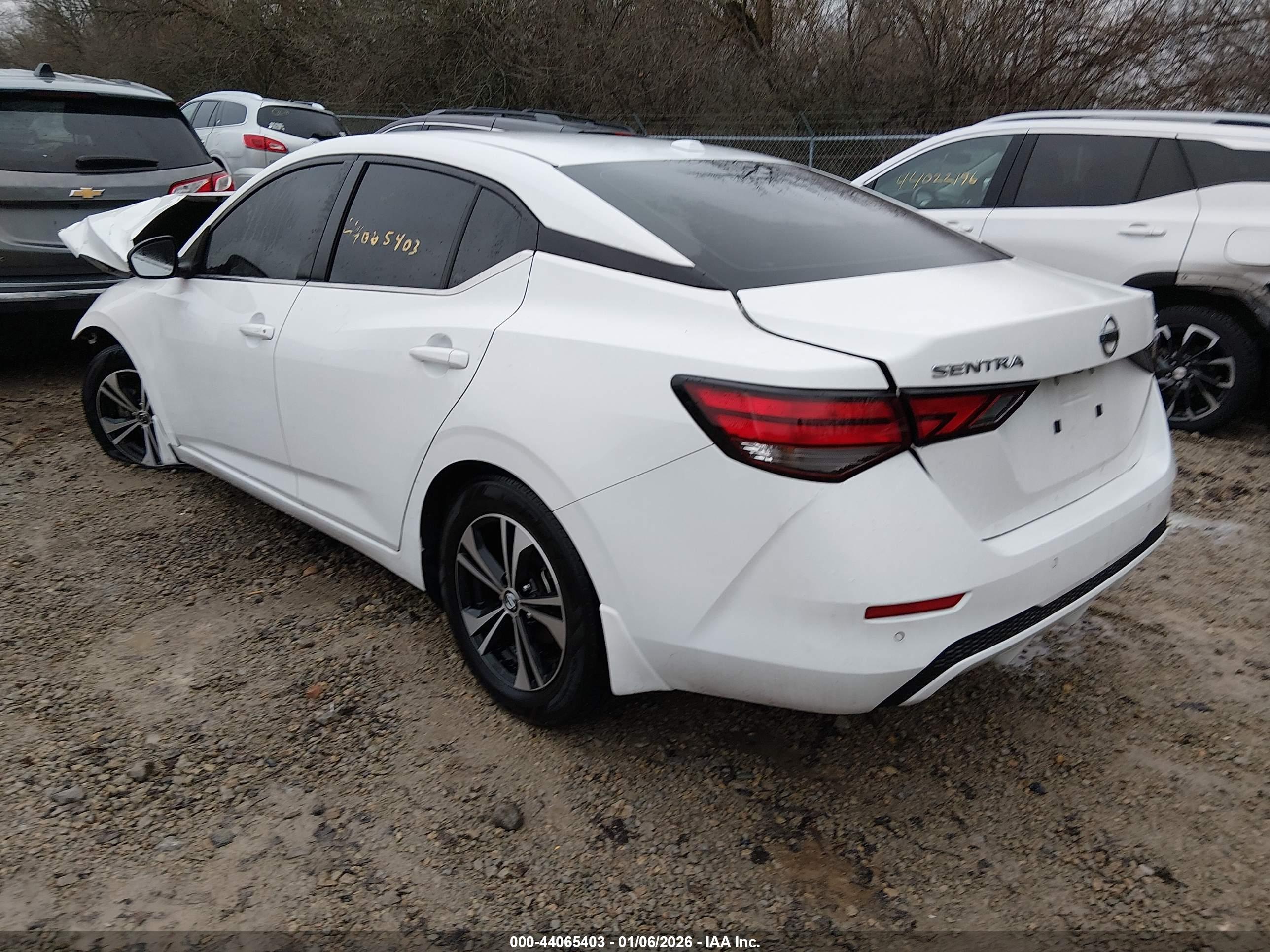 NISSAN SENTRA image 3
