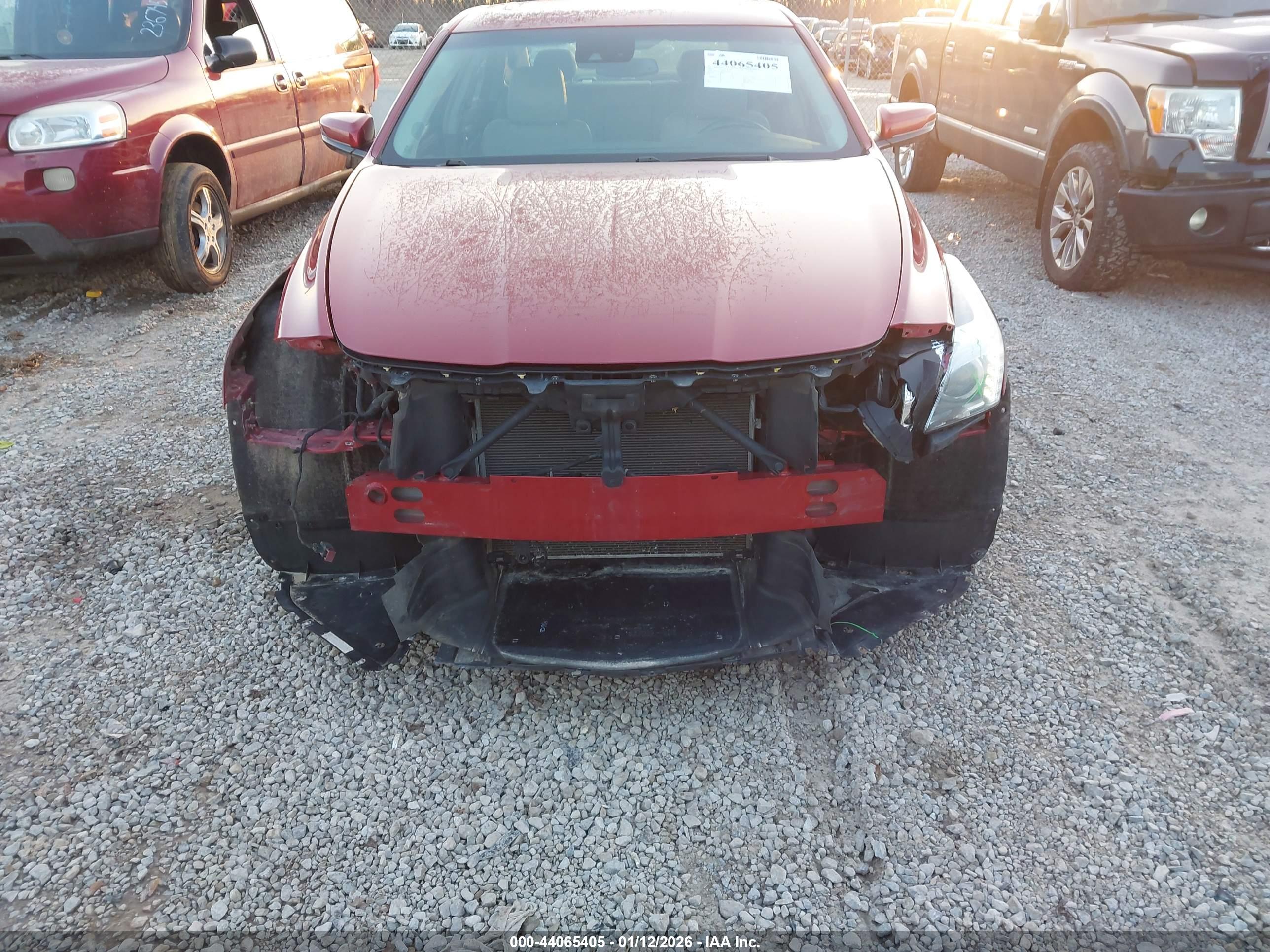 CADILLAC CTS image 6