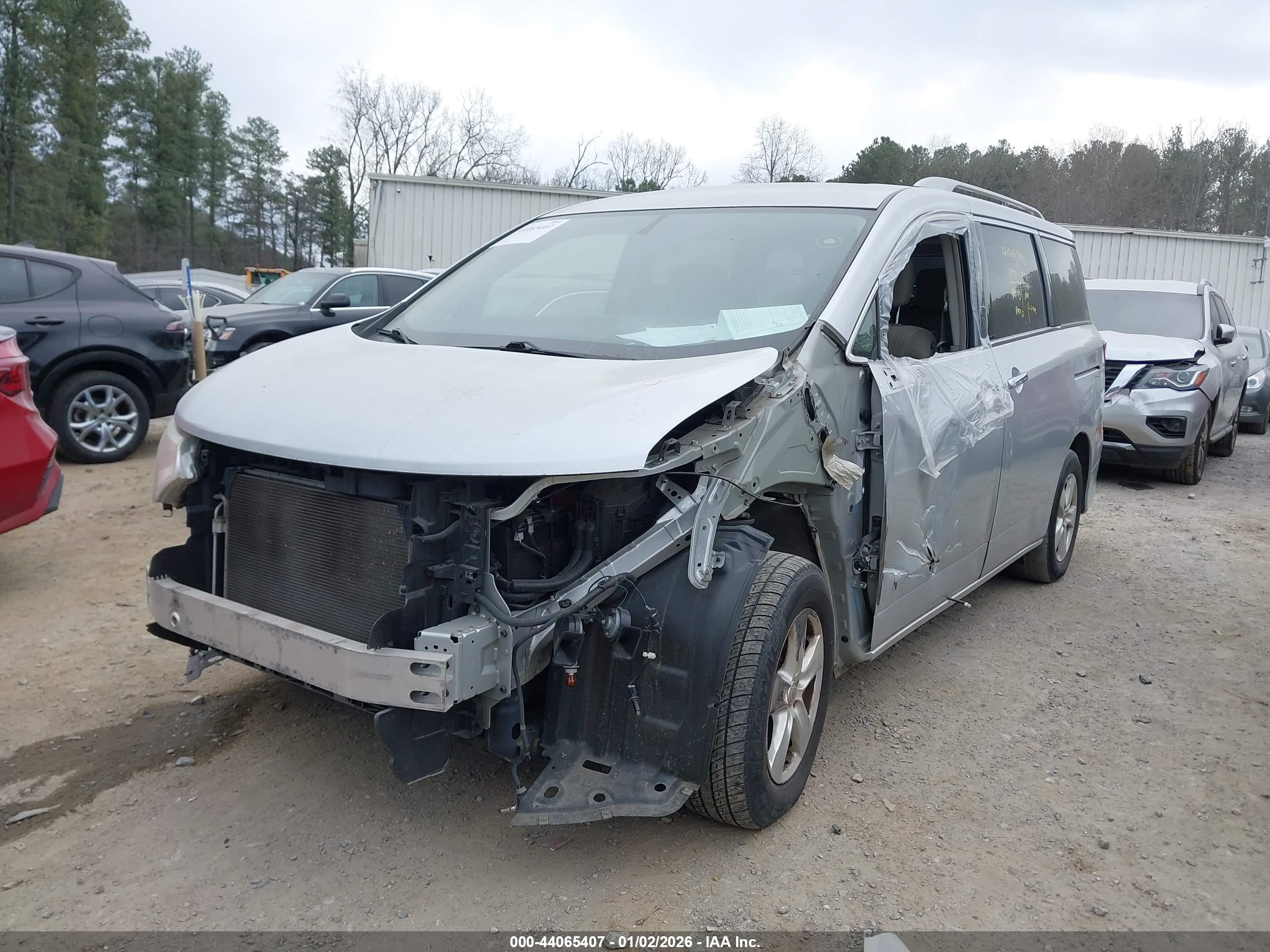 NISSAN QUEST image 2