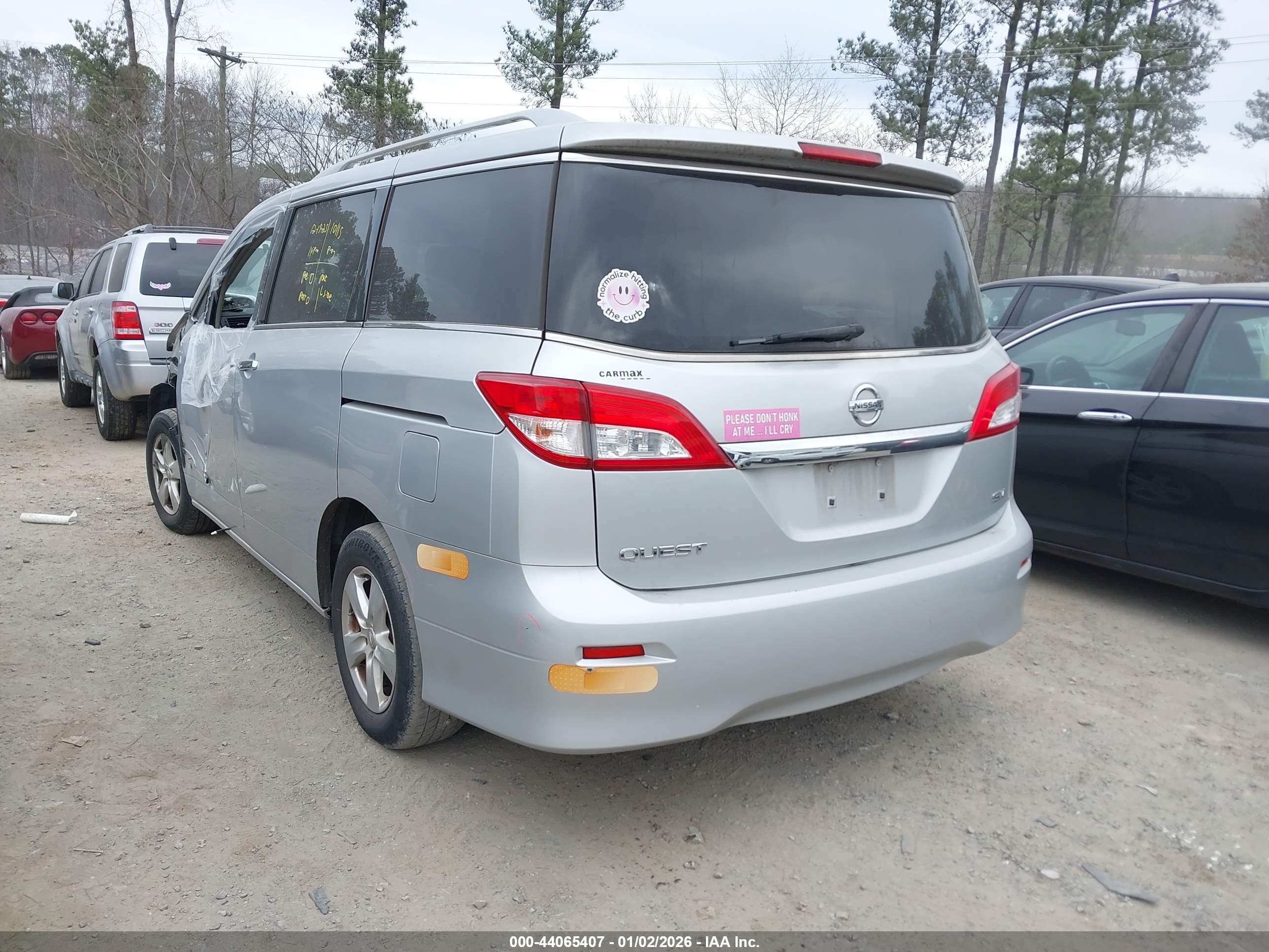 NISSAN QUEST image 3
