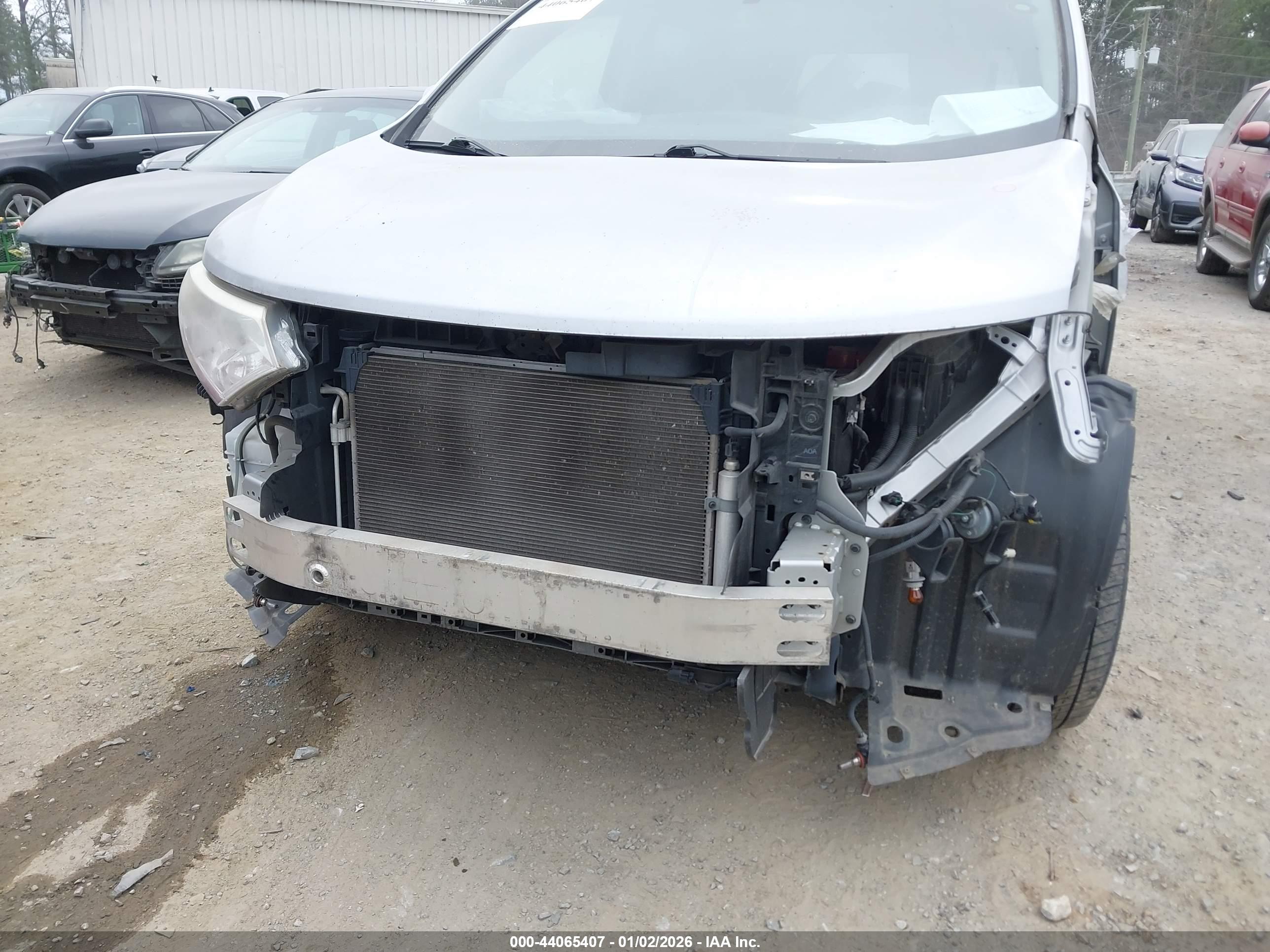 NISSAN QUEST image 6