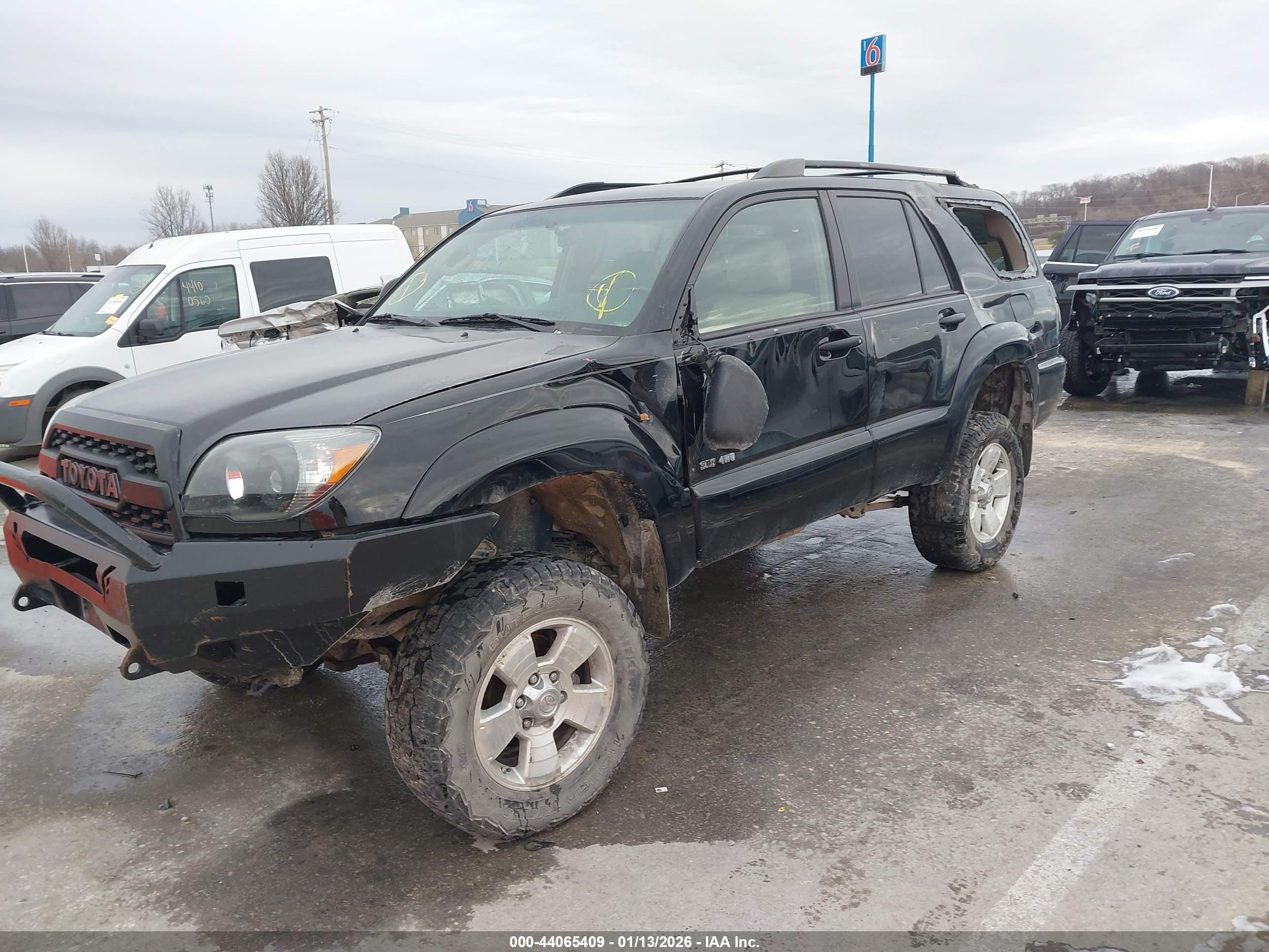TOYOTA 4RUNNER image 2