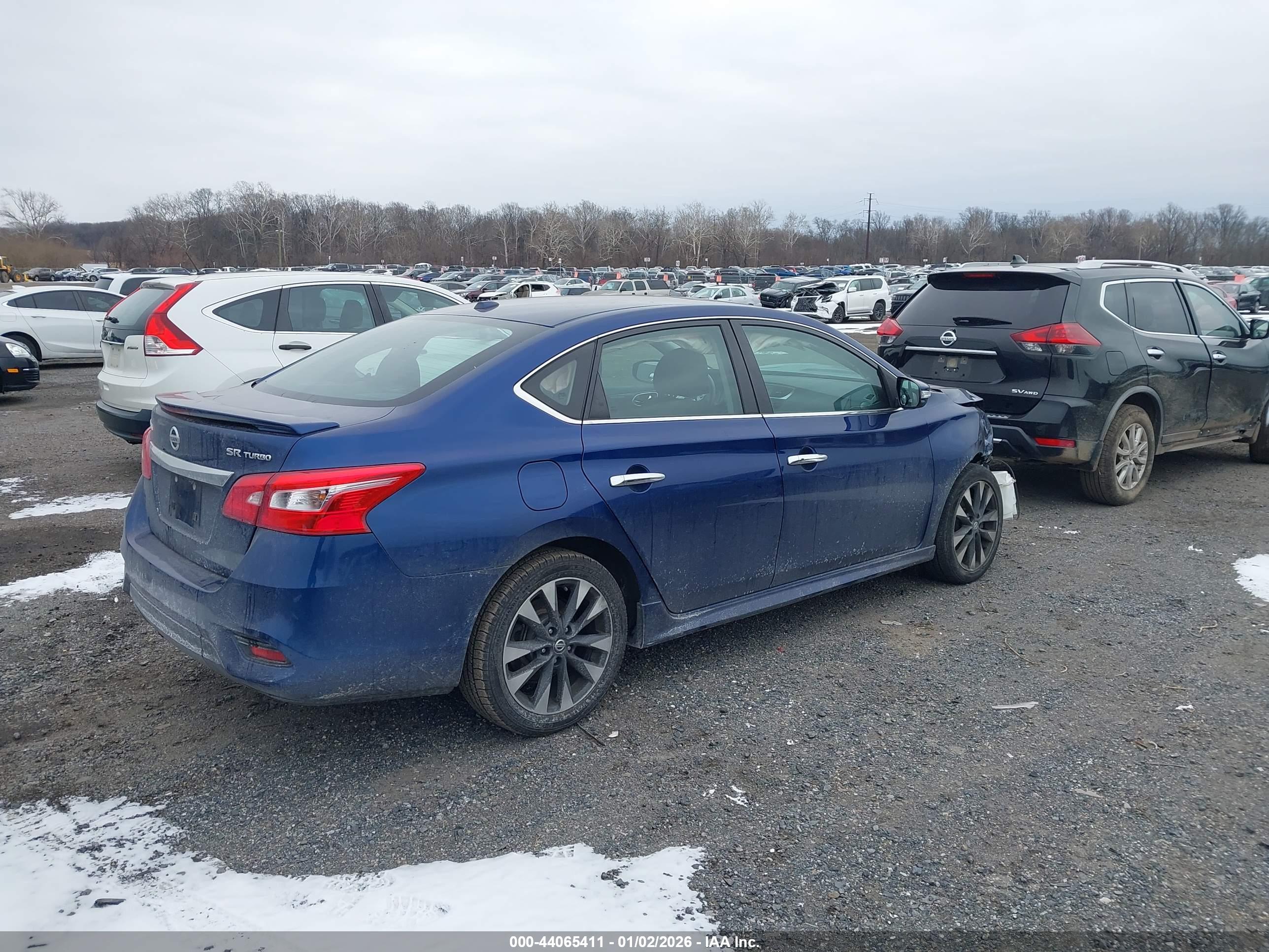 NISSAN SENTRA image 4