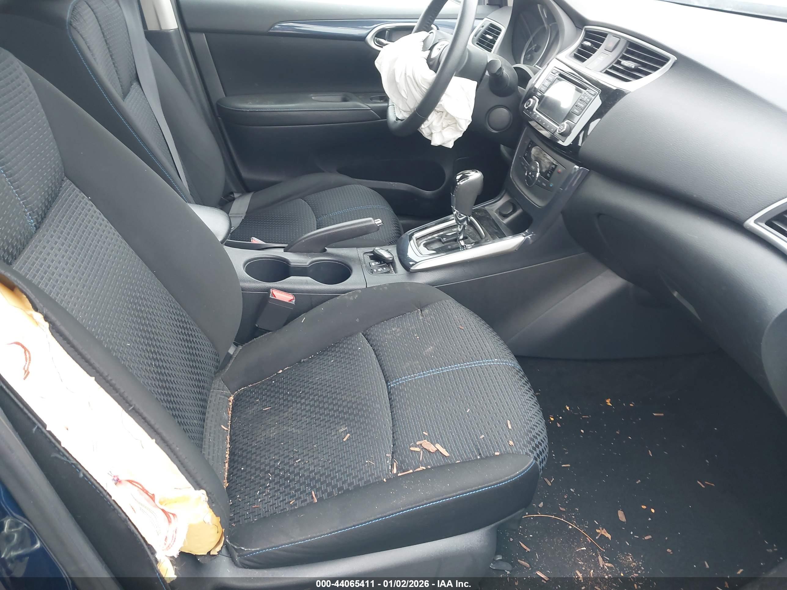 NISSAN SENTRA image 5
