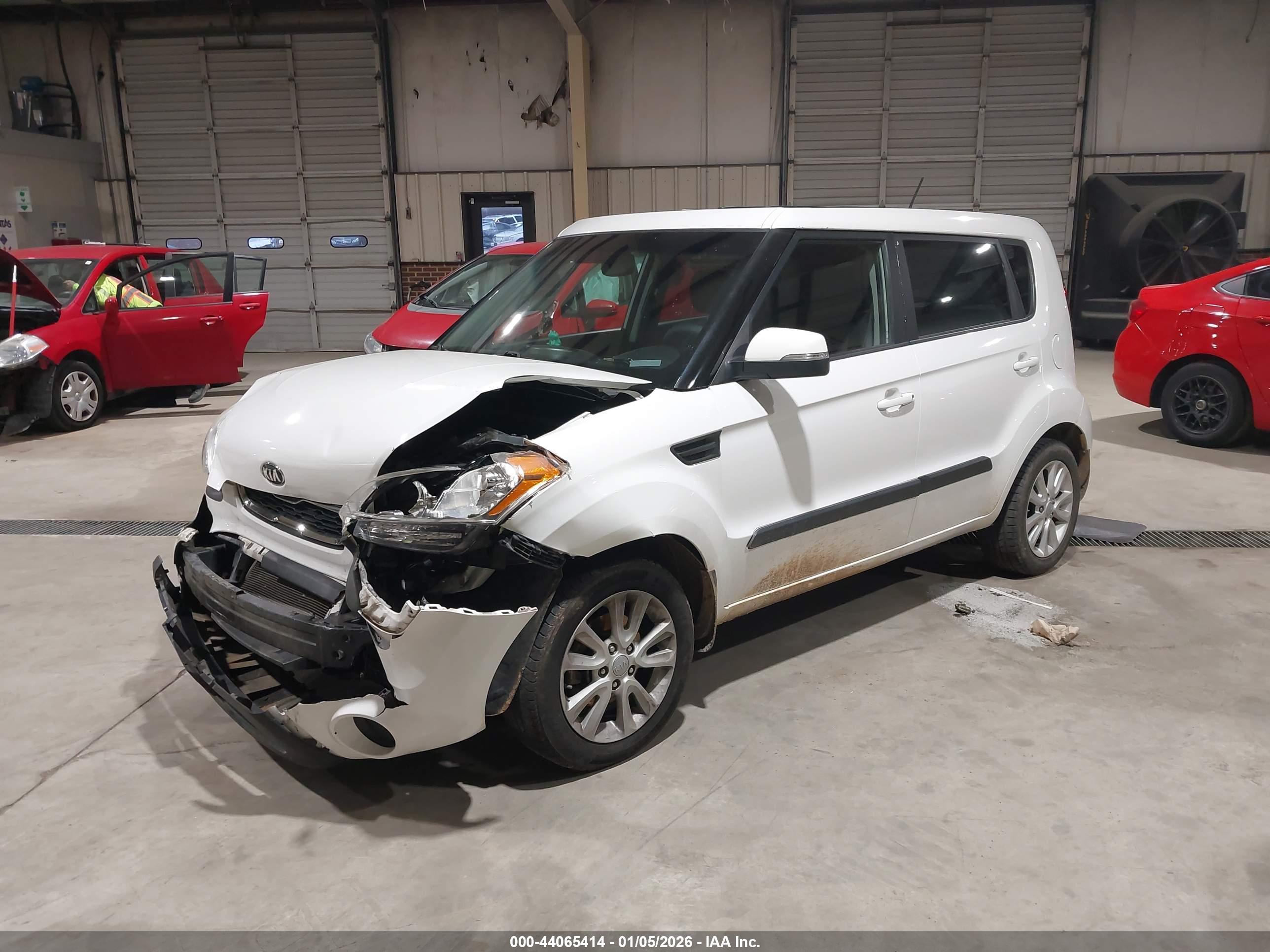 KIA SOUL image 2