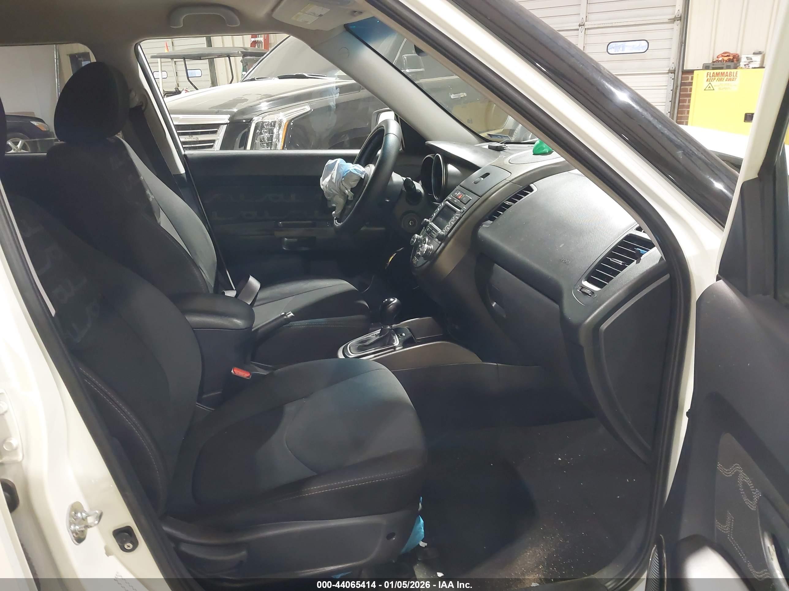KIA SOUL image 5