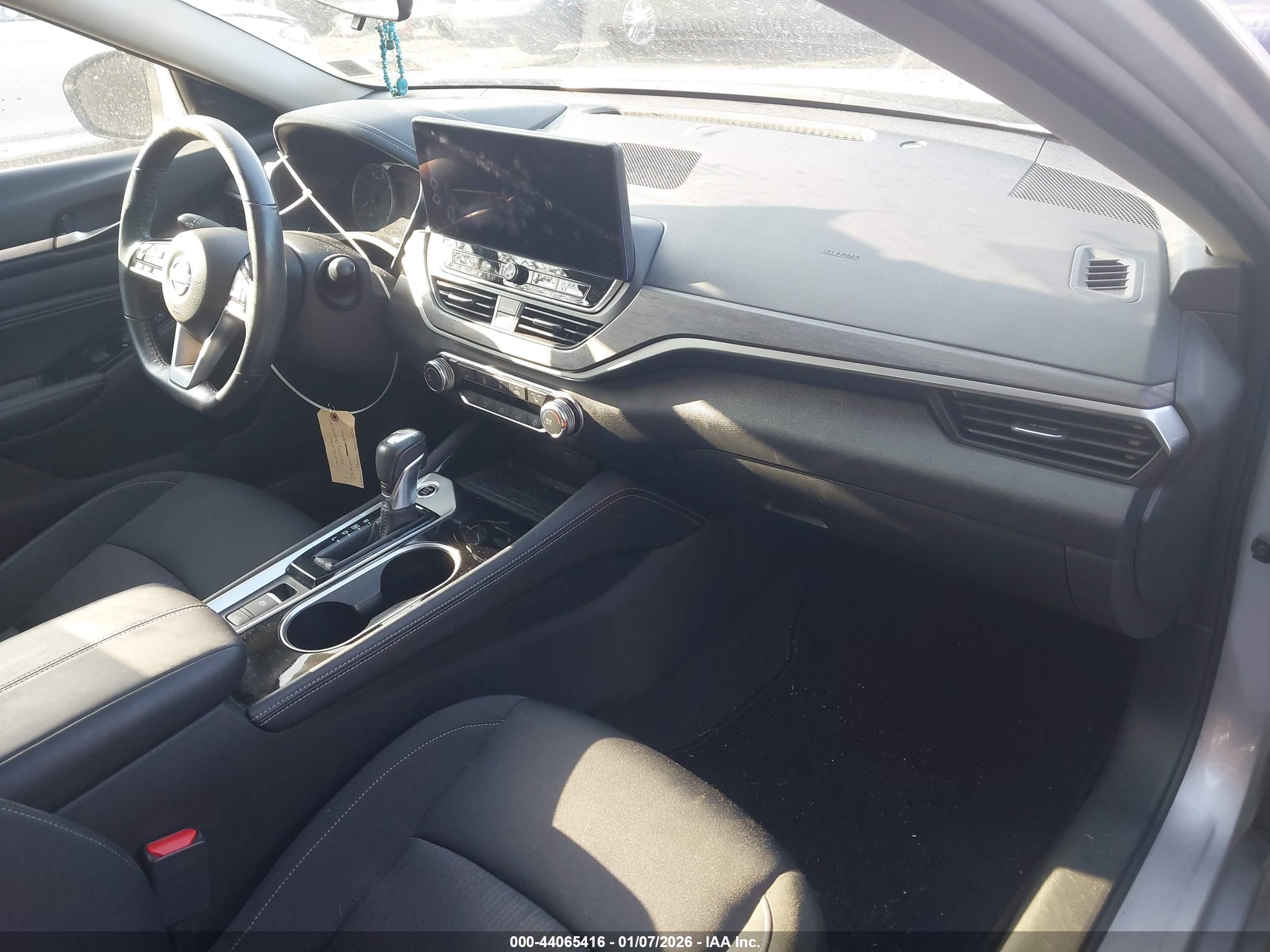 NISSAN ALTIMA image 5