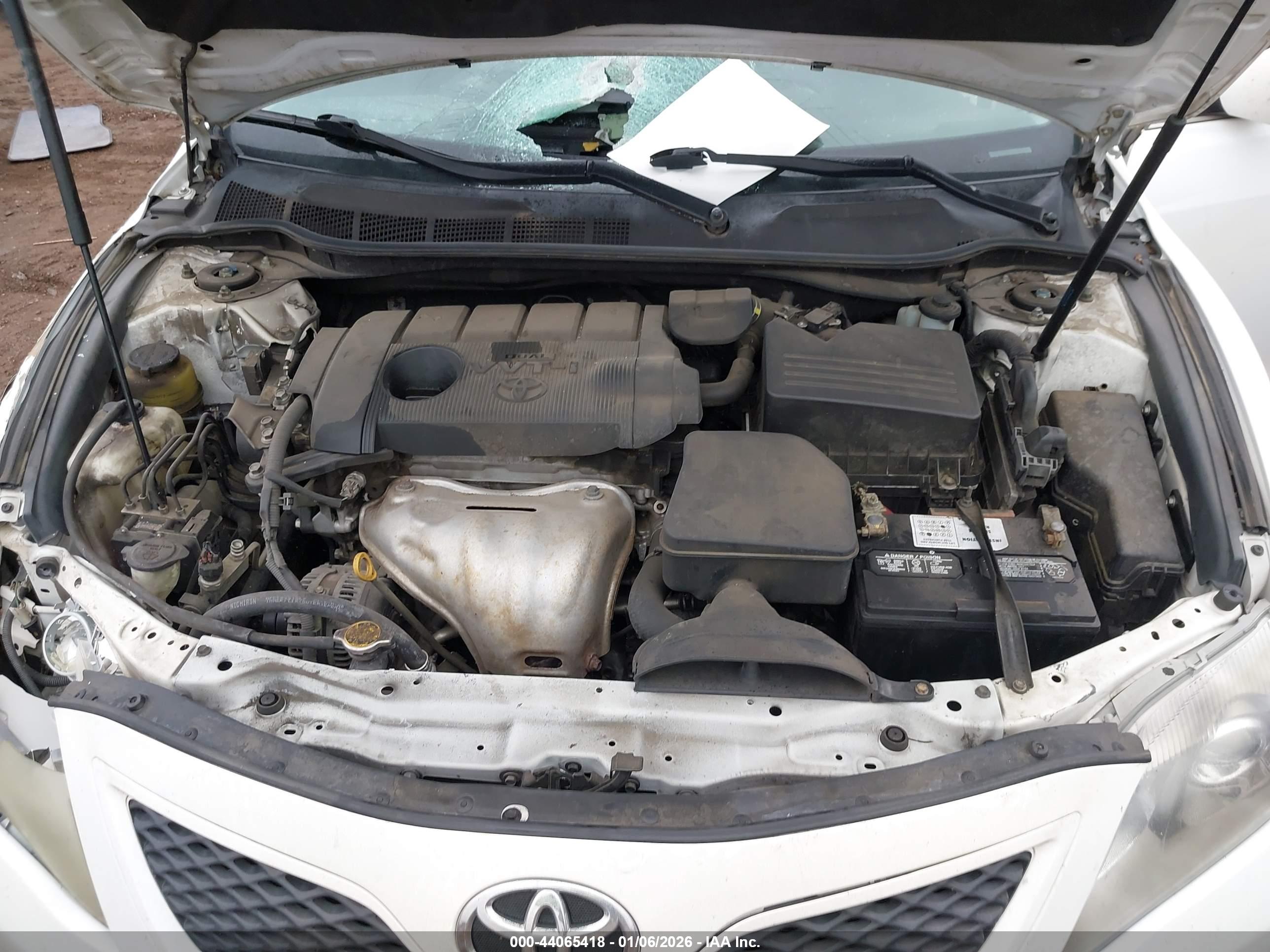 TOYOTA CAMRY image 10
