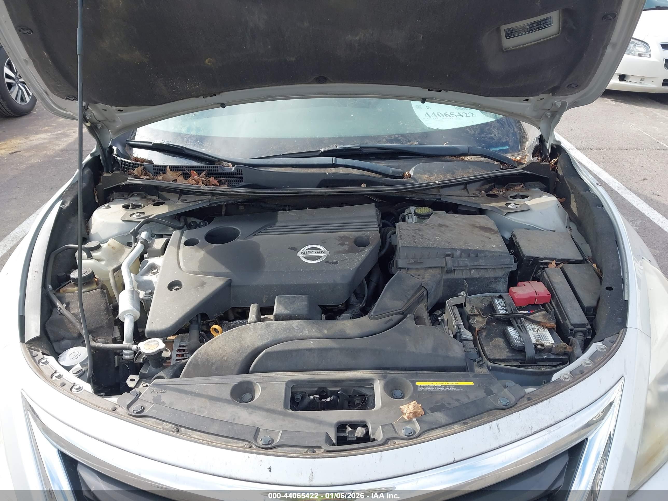 NISSAN ALTIMA image 10