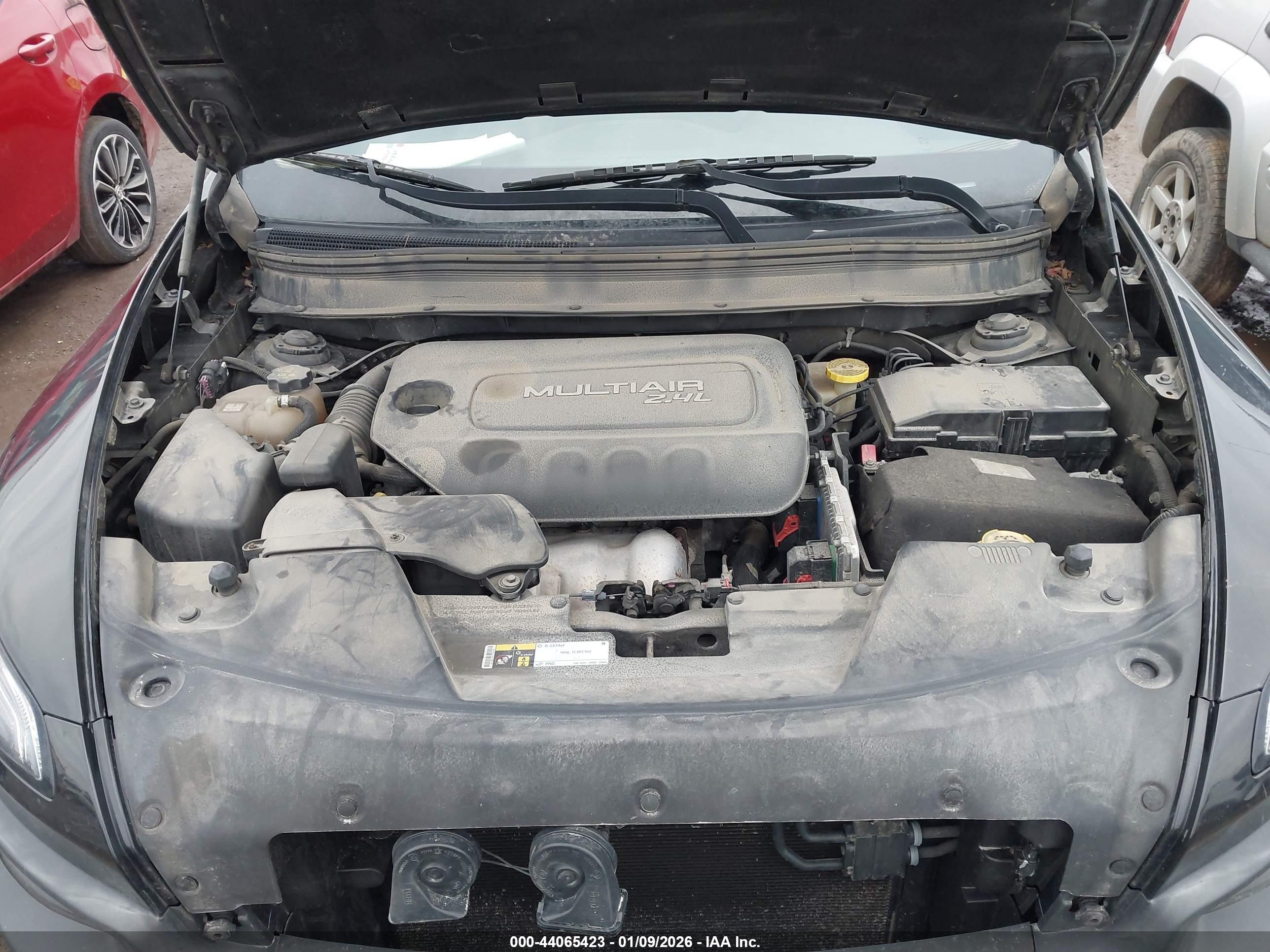 JEEP CHEROKEE image 10