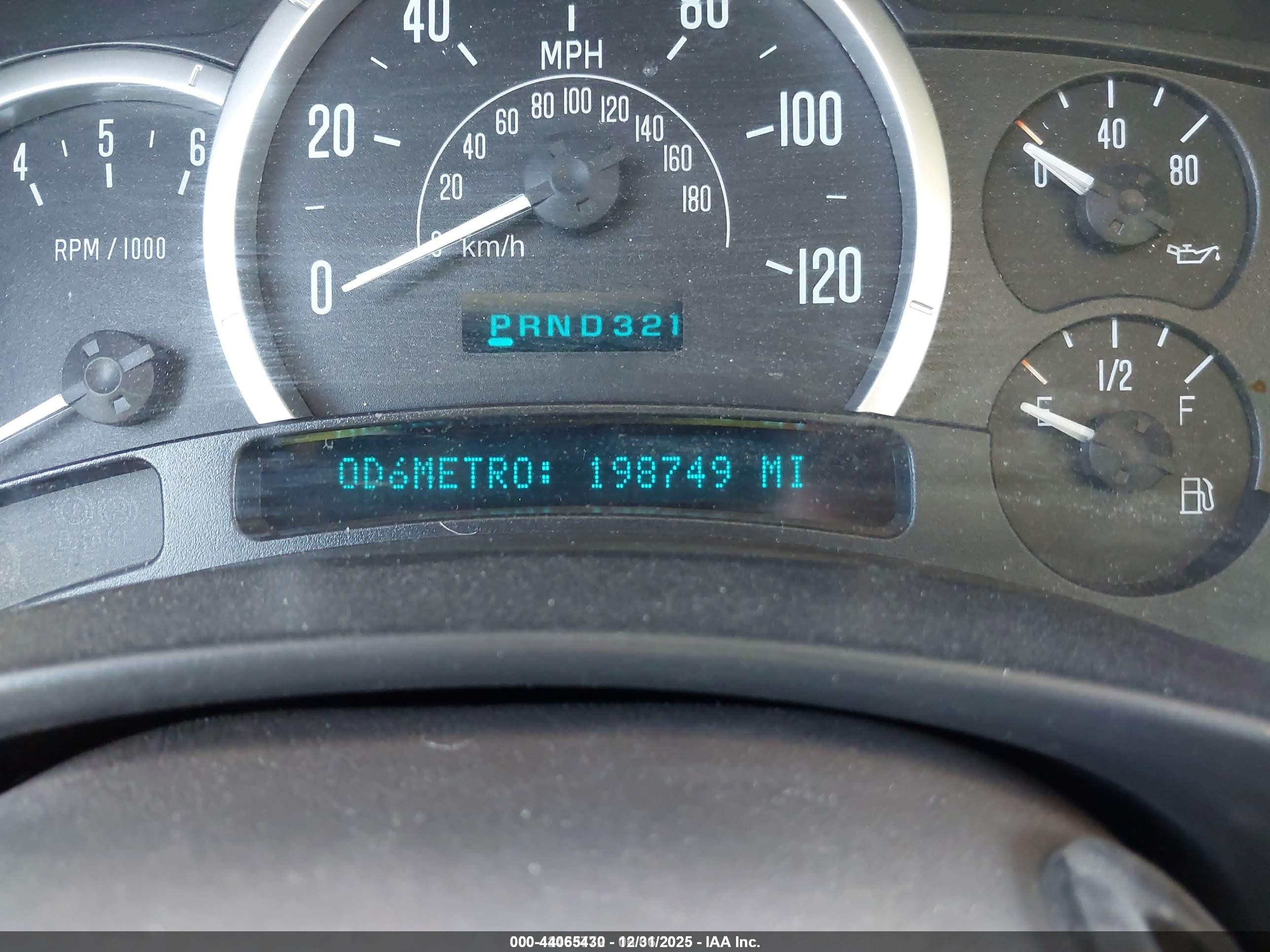 CADILLAC ESCALADE image 7