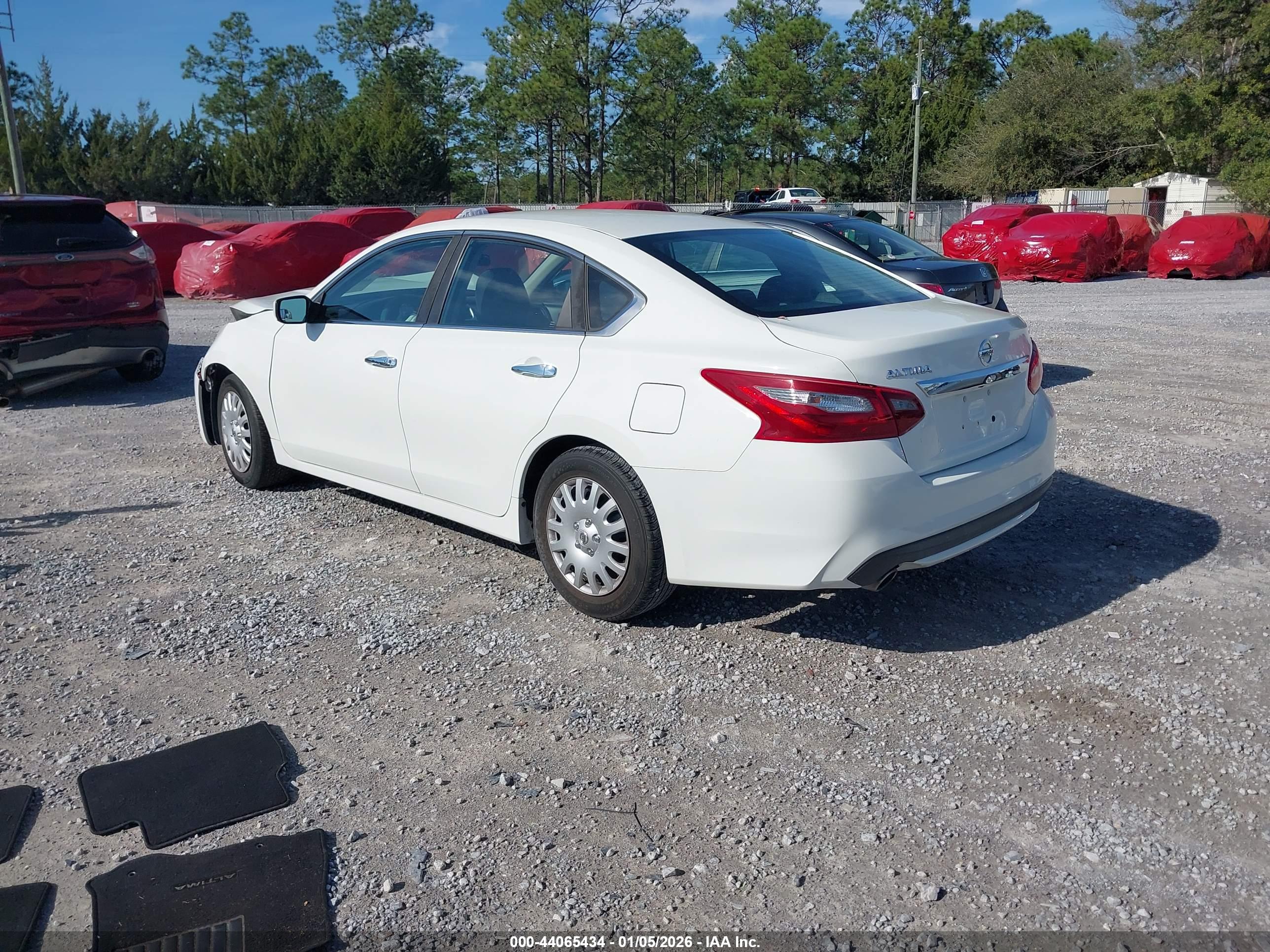 NISSAN ALTIMA image 3