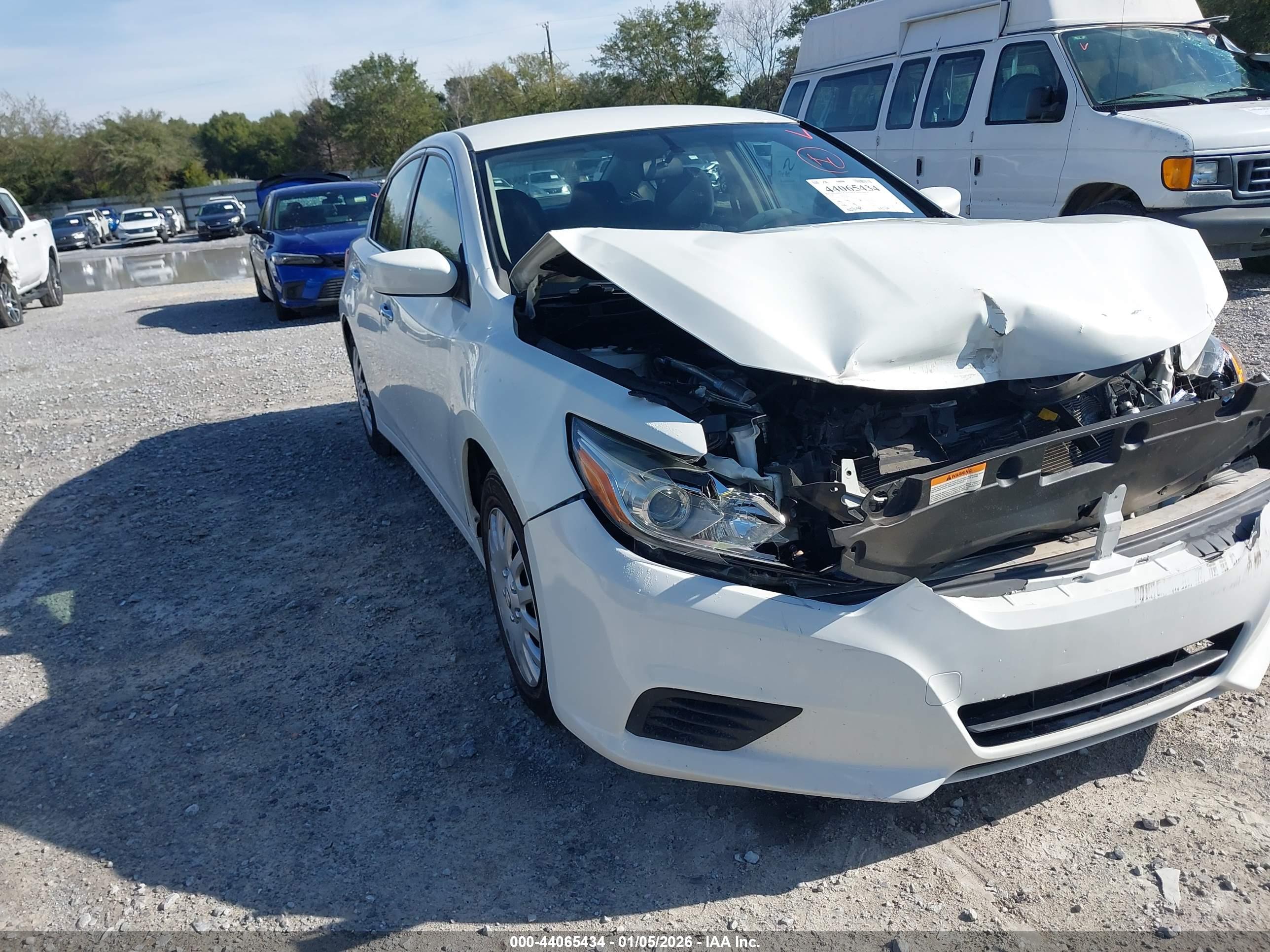 NISSAN ALTIMA image 6
