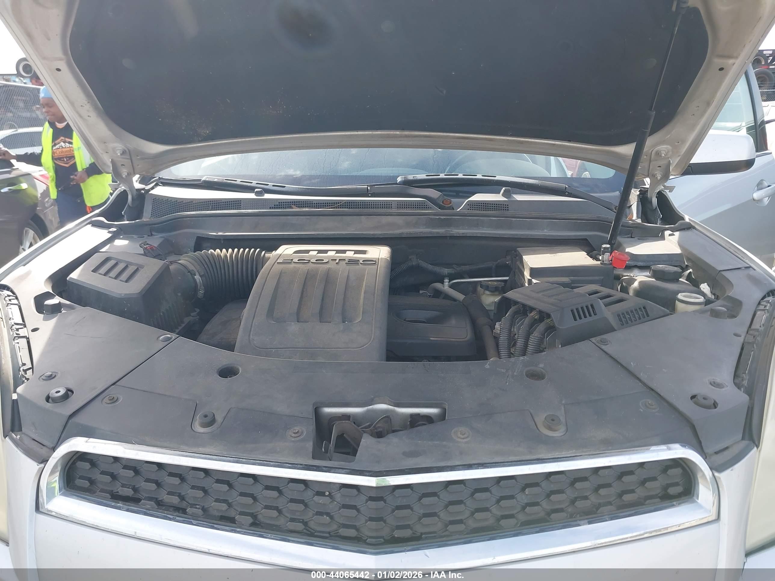 CHEVROLET EQUINOX image 10