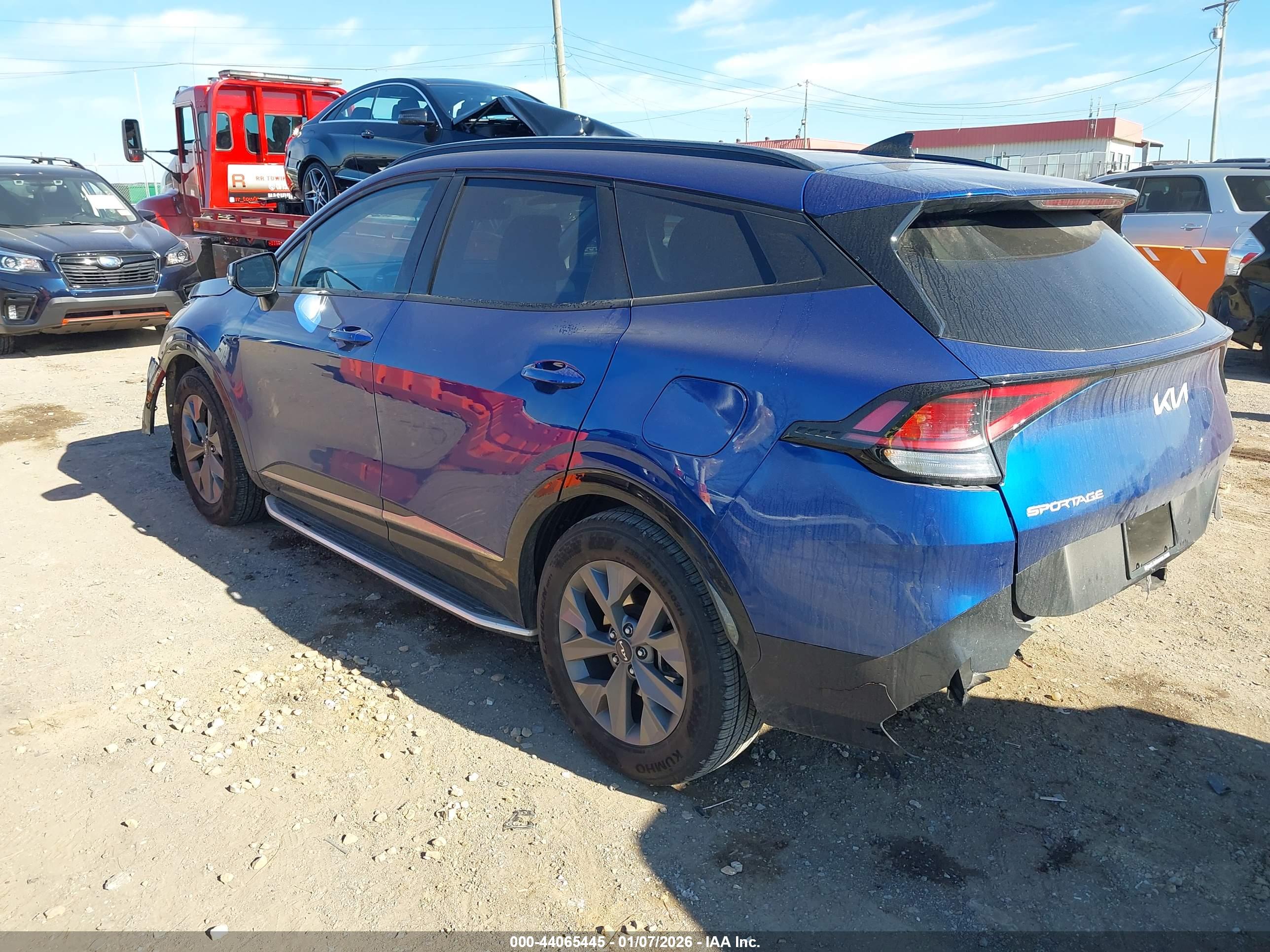 KIA SPORTAGE image 3