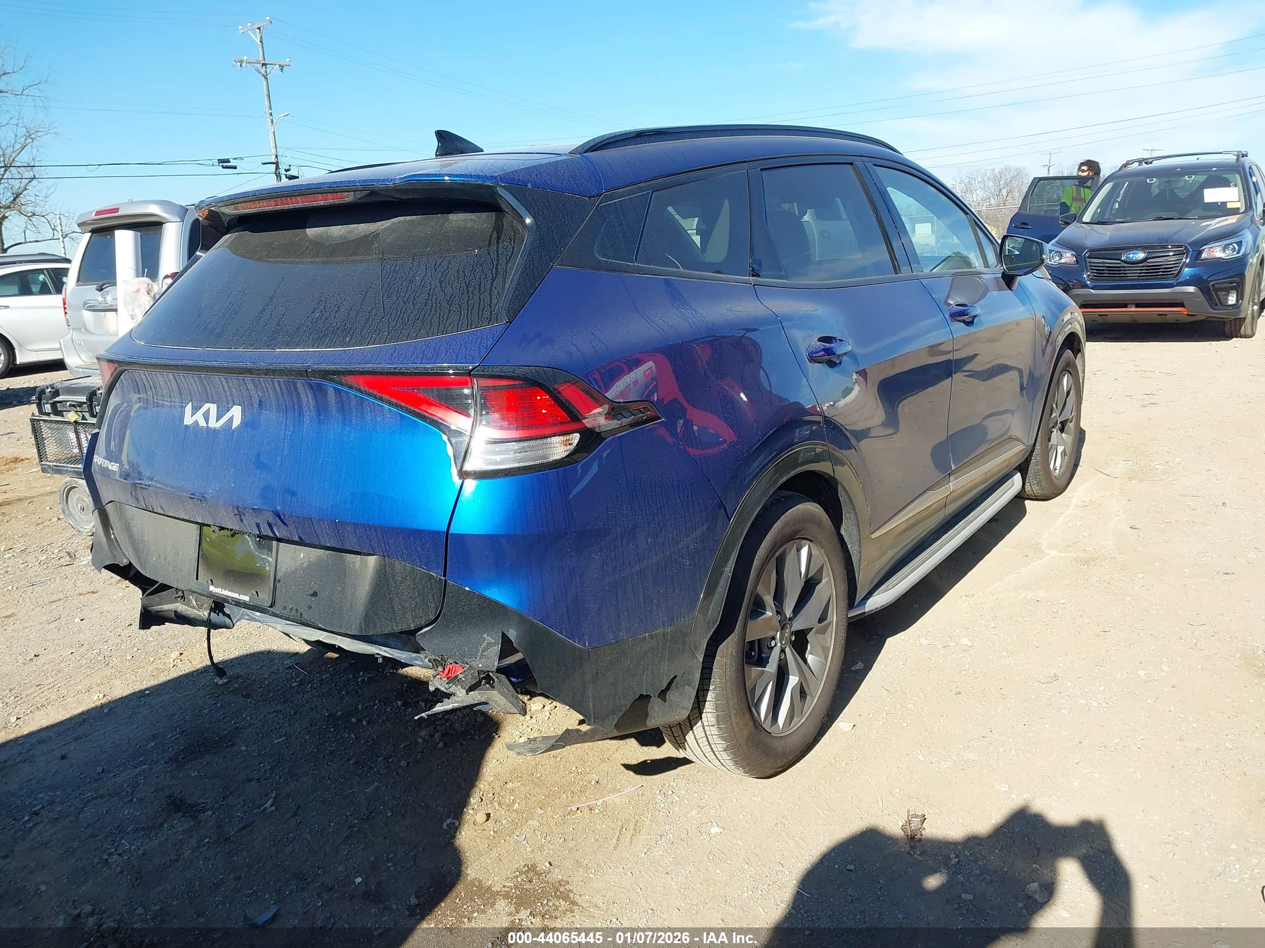 KIA SPORTAGE image 4