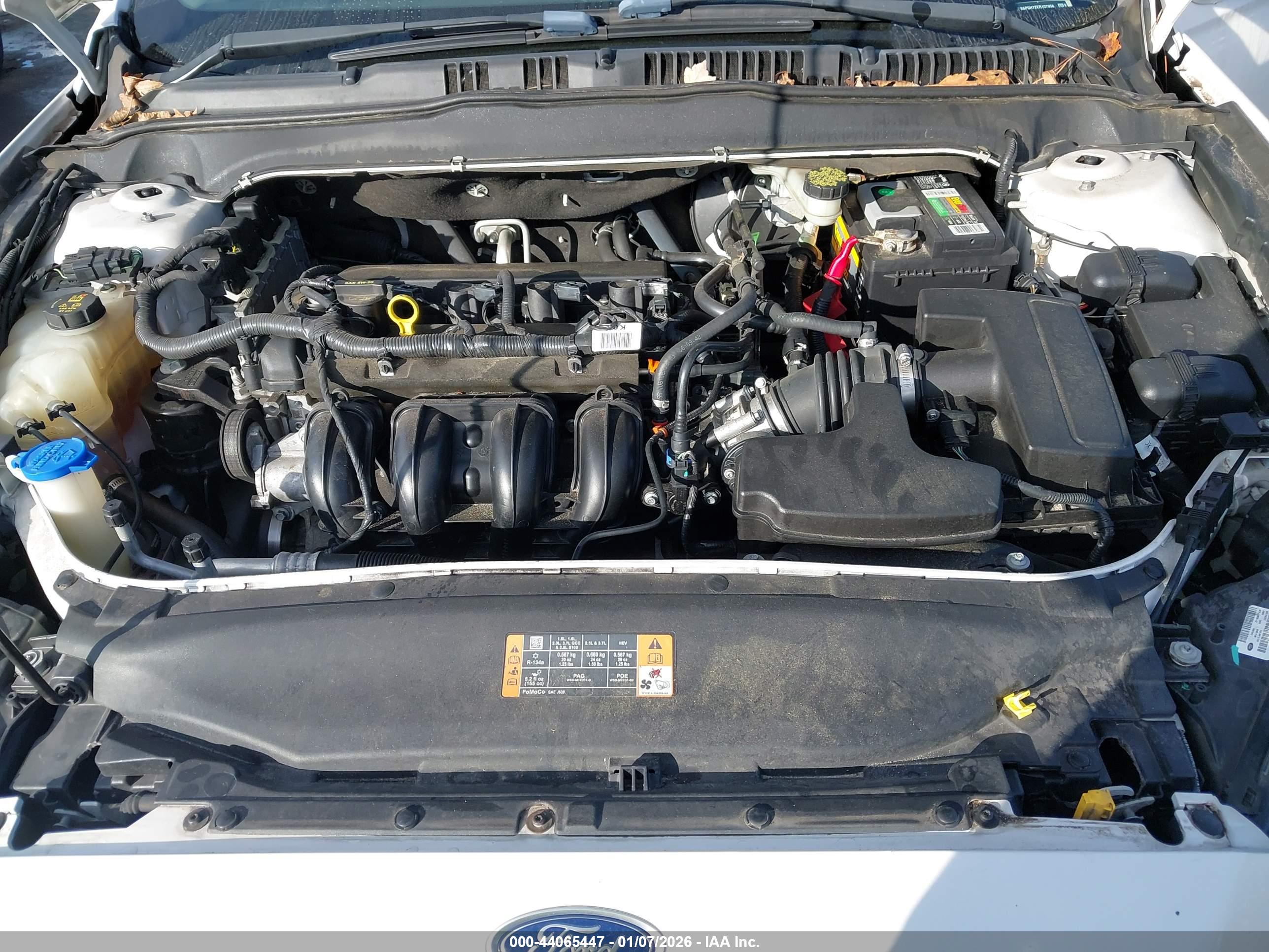 FORD FUSION image 10