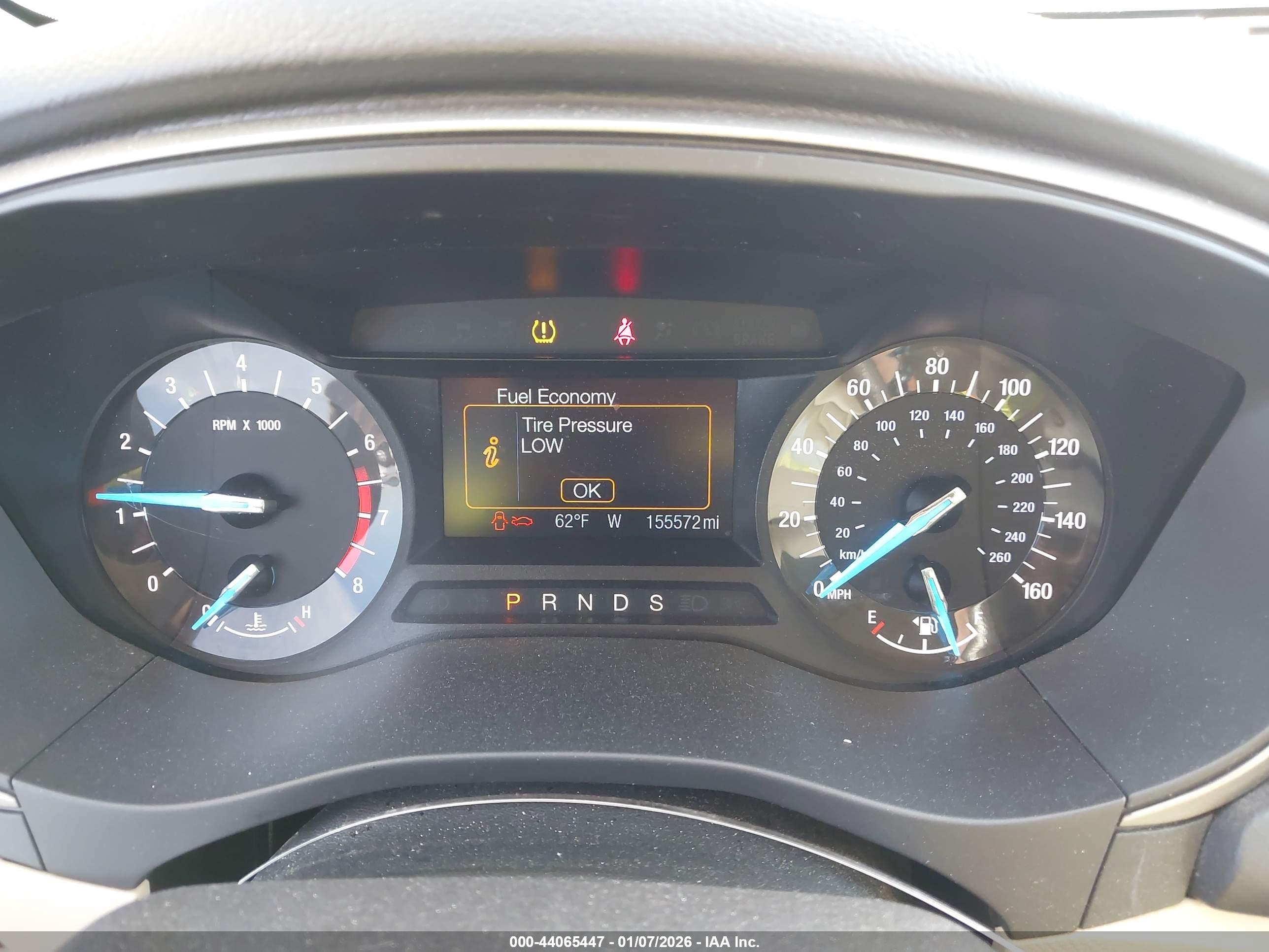 FORD FUSION image 7