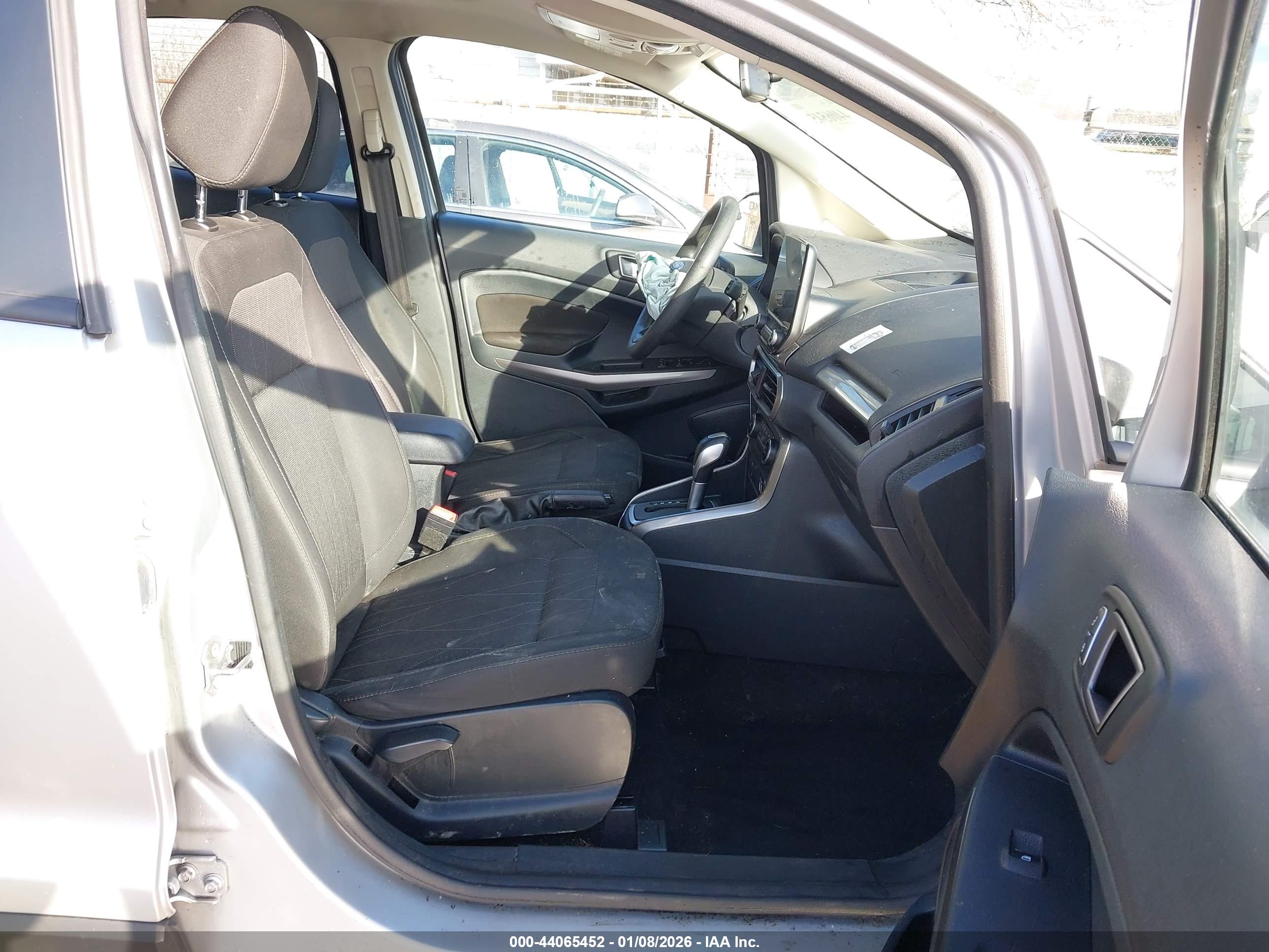 FORD ECOSPORT image 5