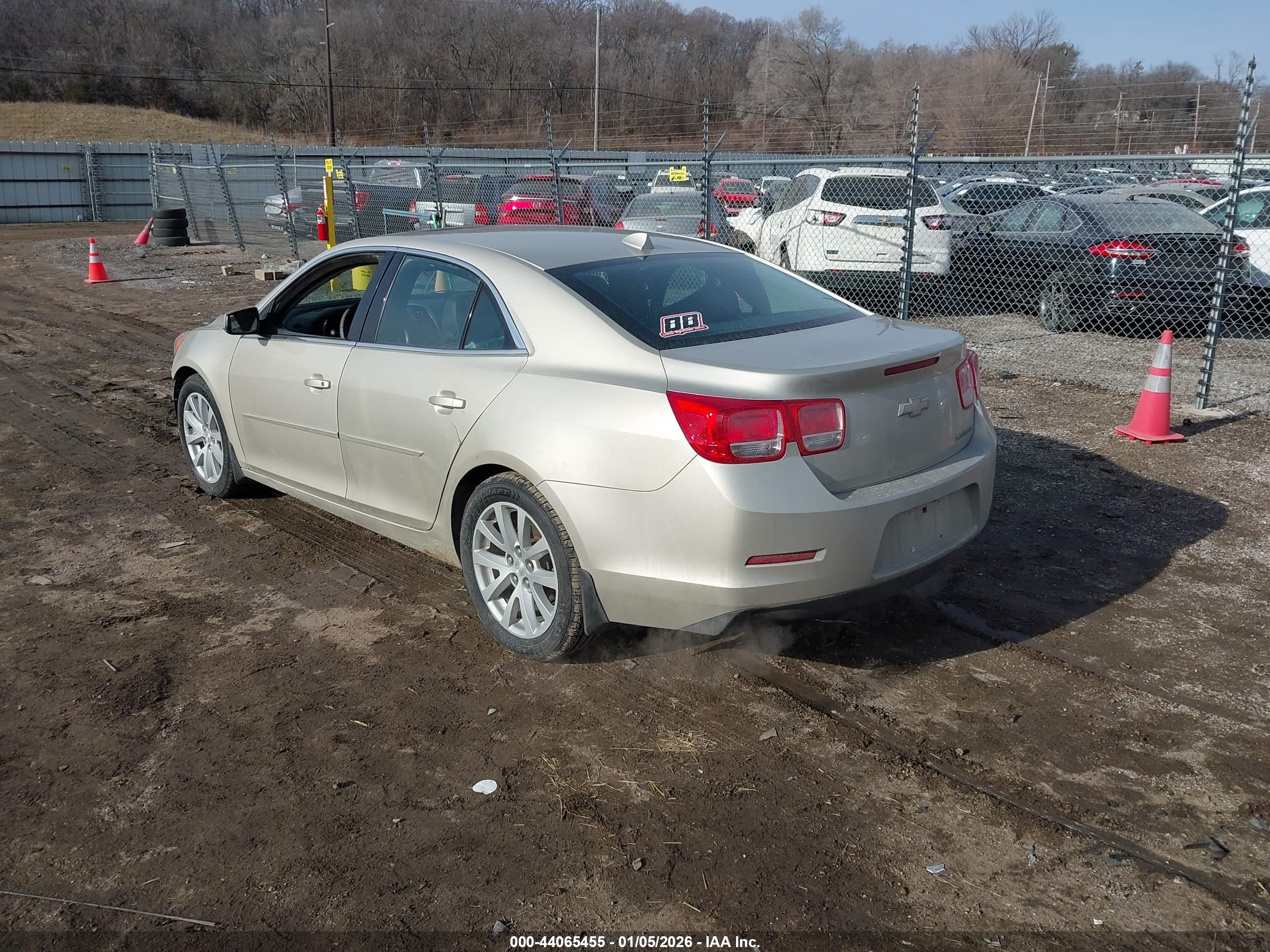 CHEVROLET MALIBU image 3