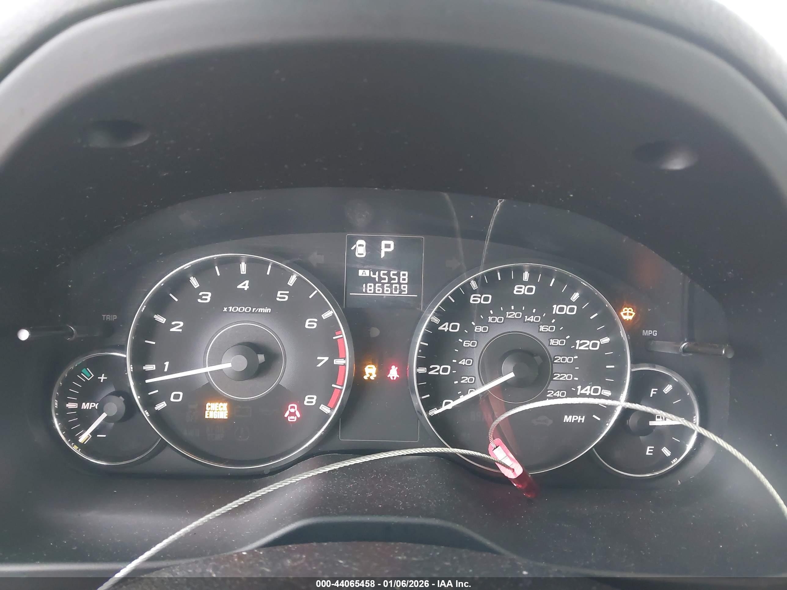 SUBARU OUTBACK image 7