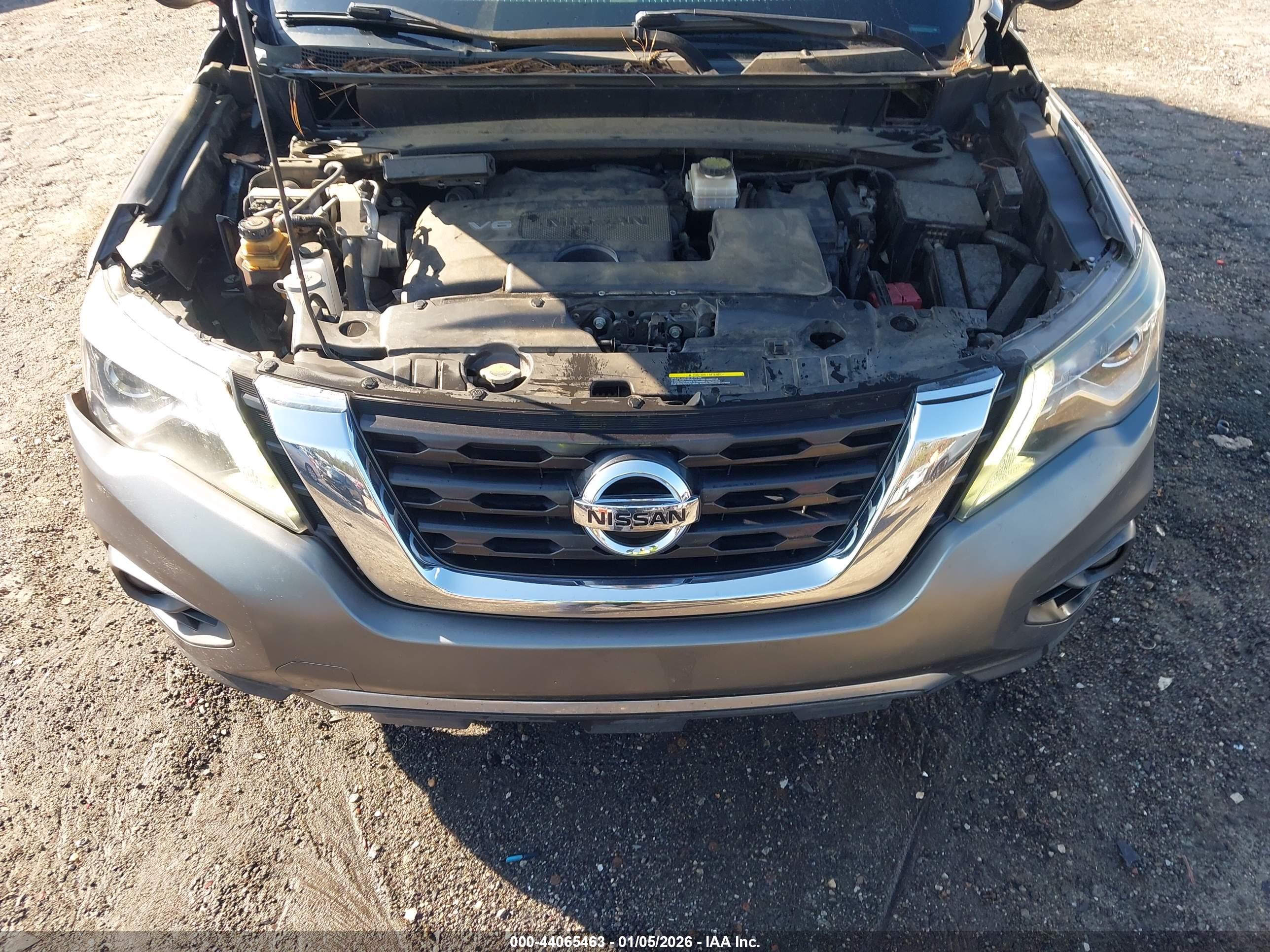 NISSAN PATHFINDER image 10