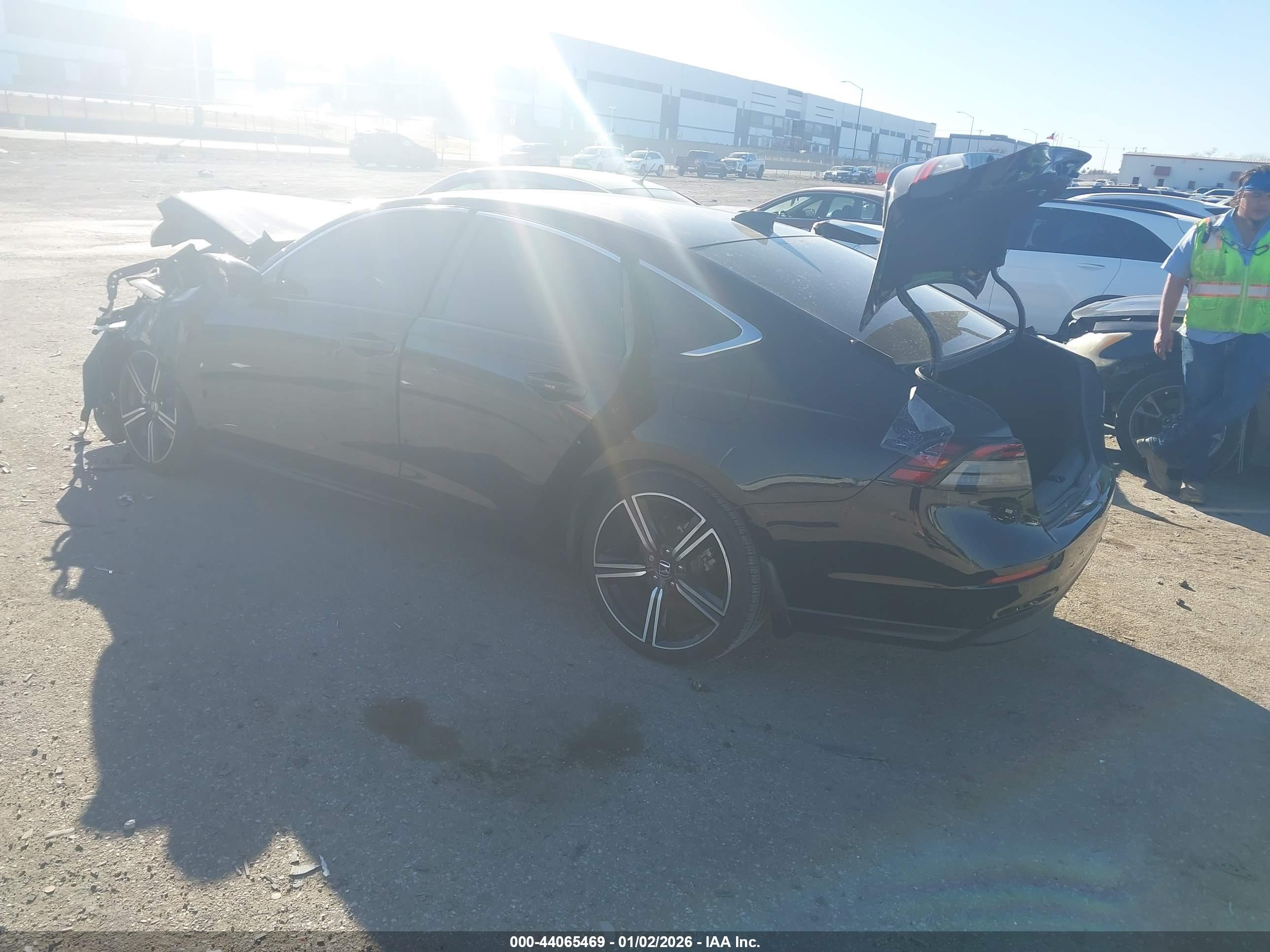HONDA ACCORD image 3