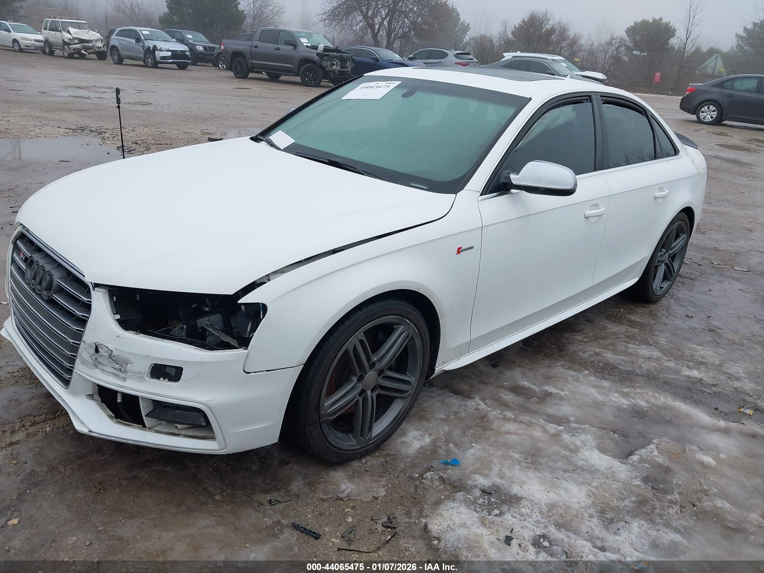AUDI S4 image 2