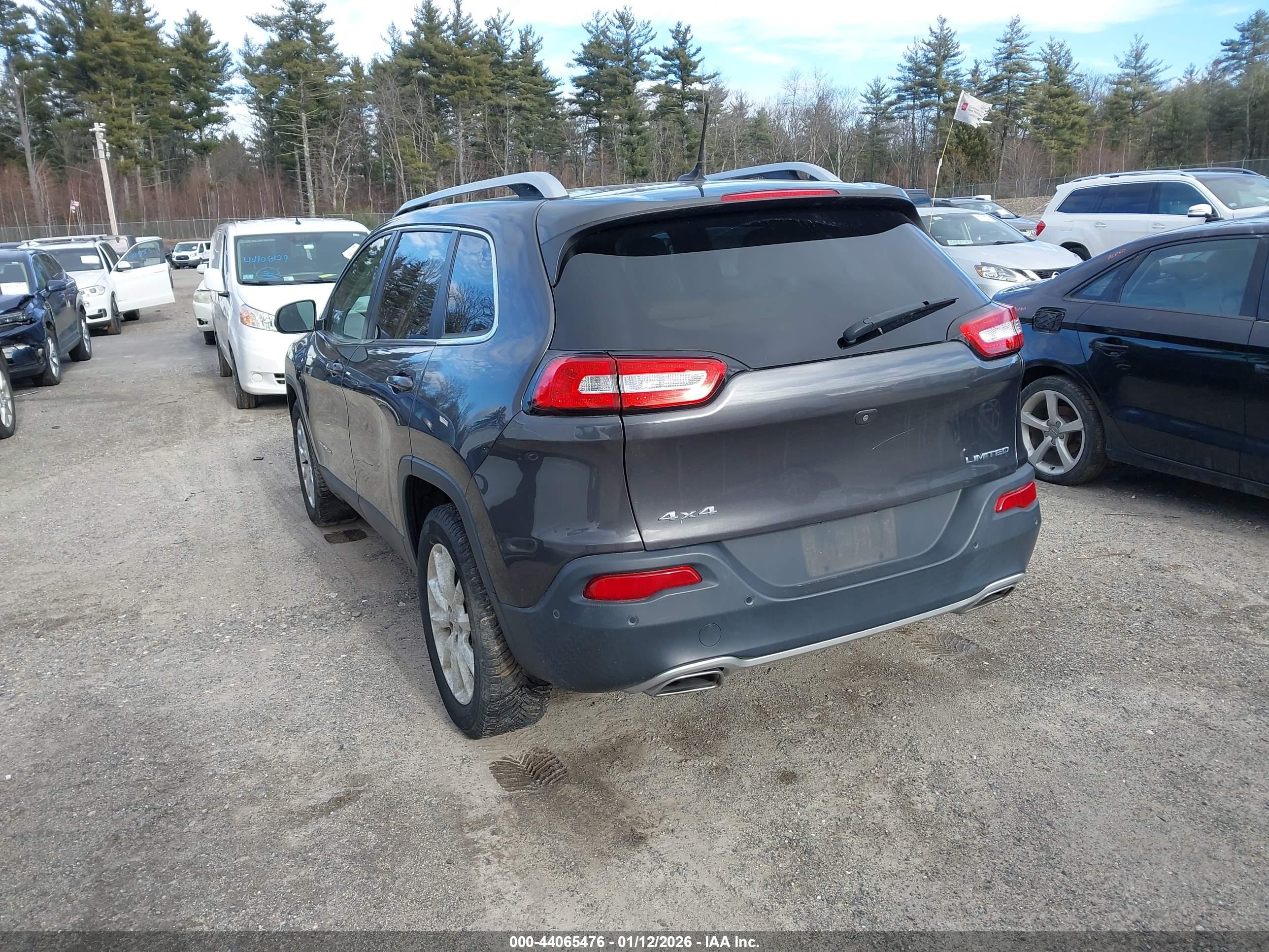 JEEP CHEROKEE image 3