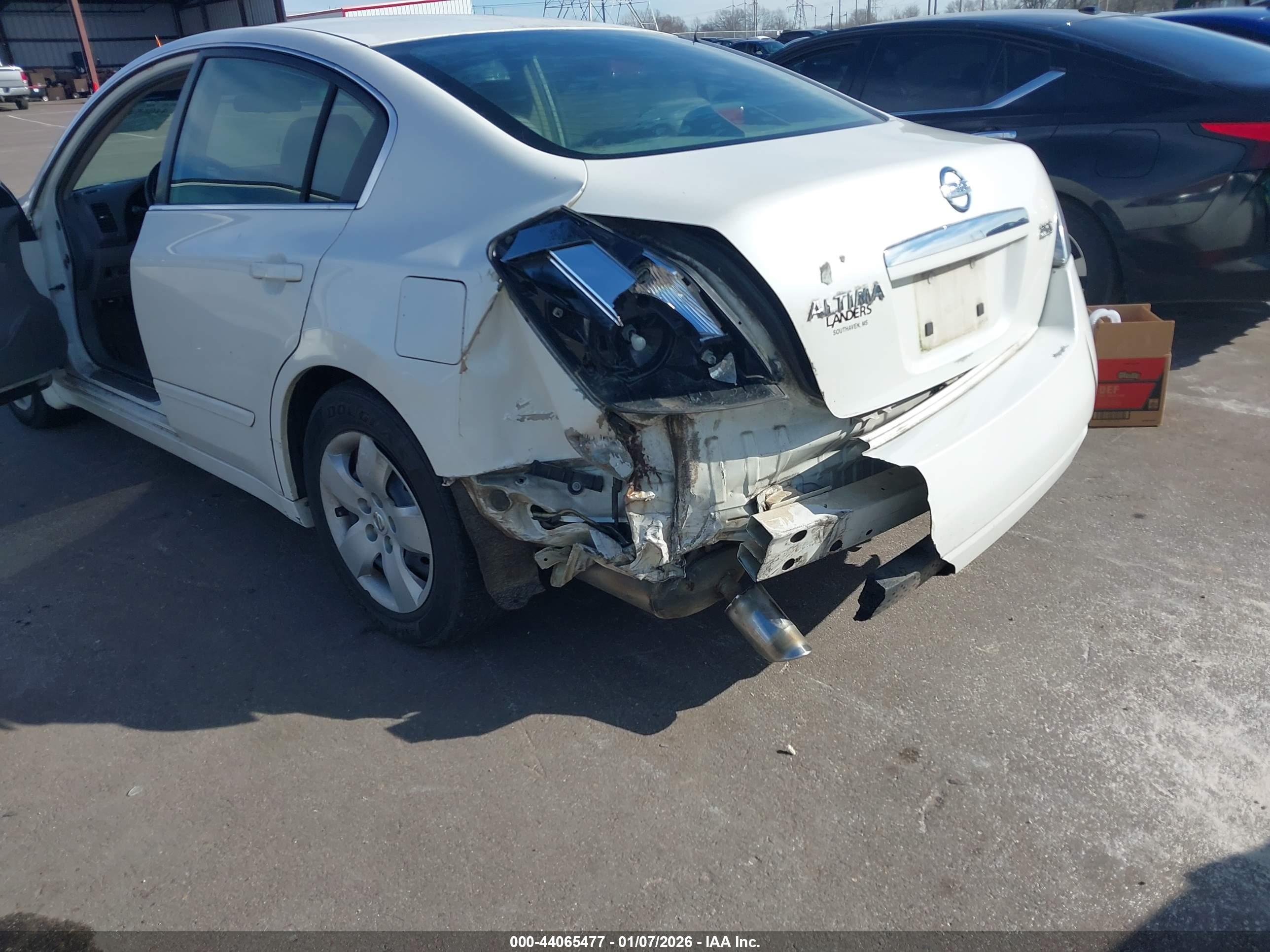 NISSAN ALTIMA image 6