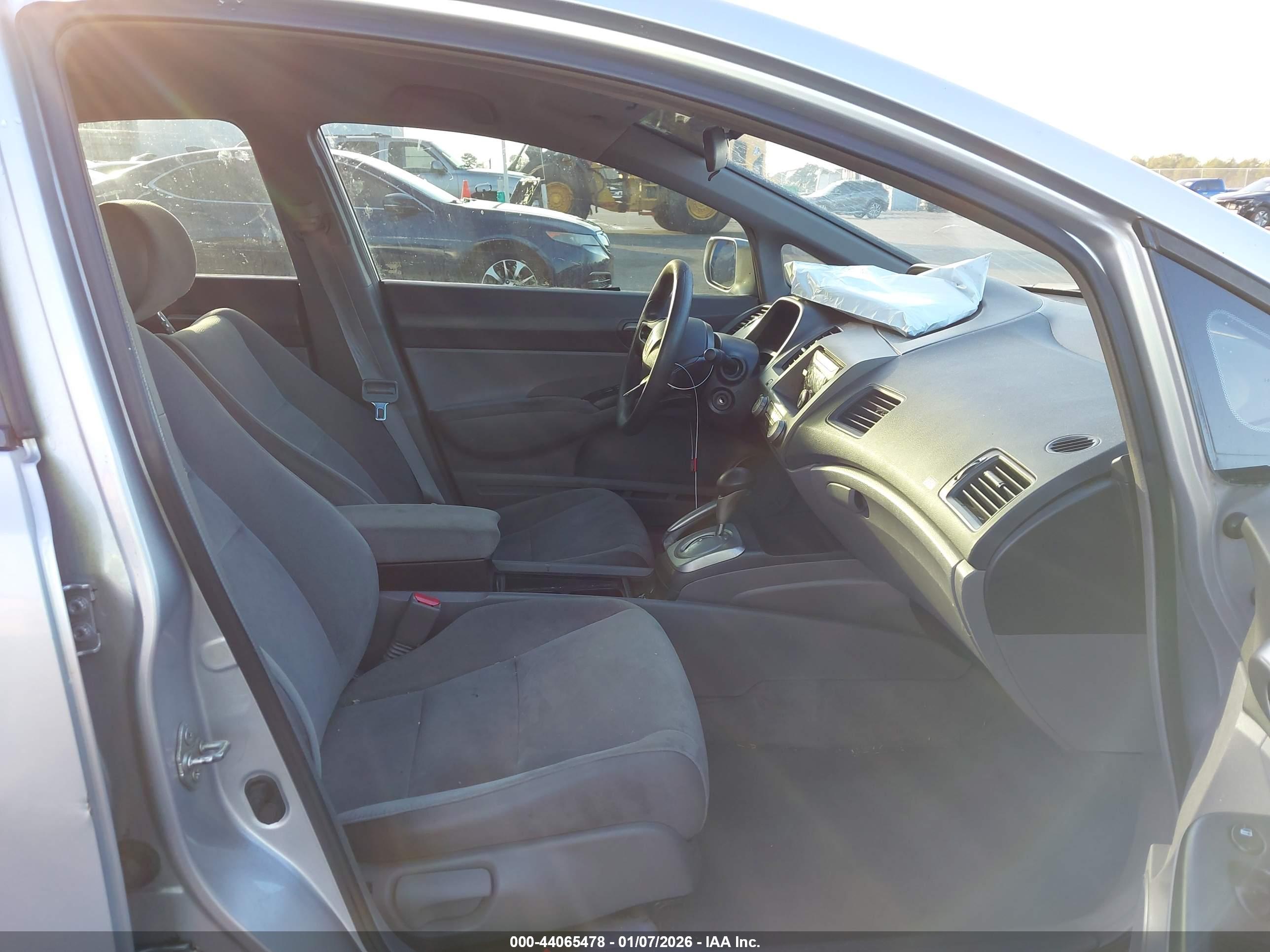 HONDA CIVIC image 5