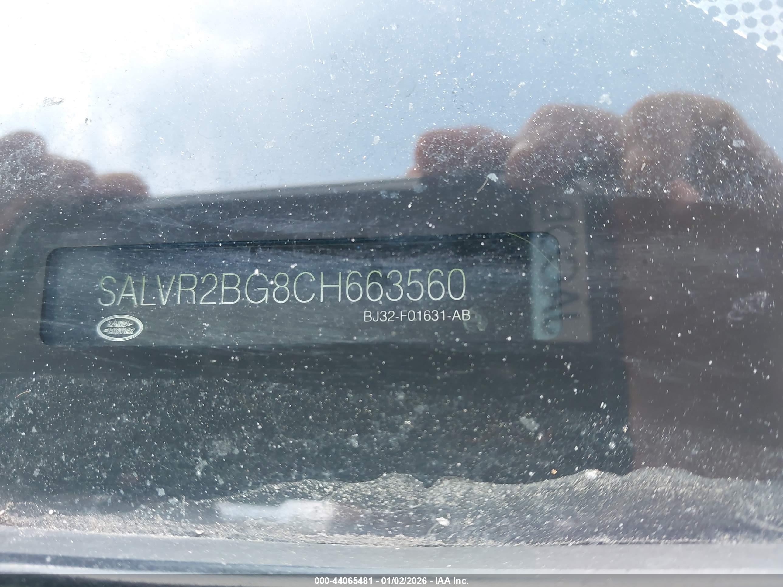 LAND ROVER image 9