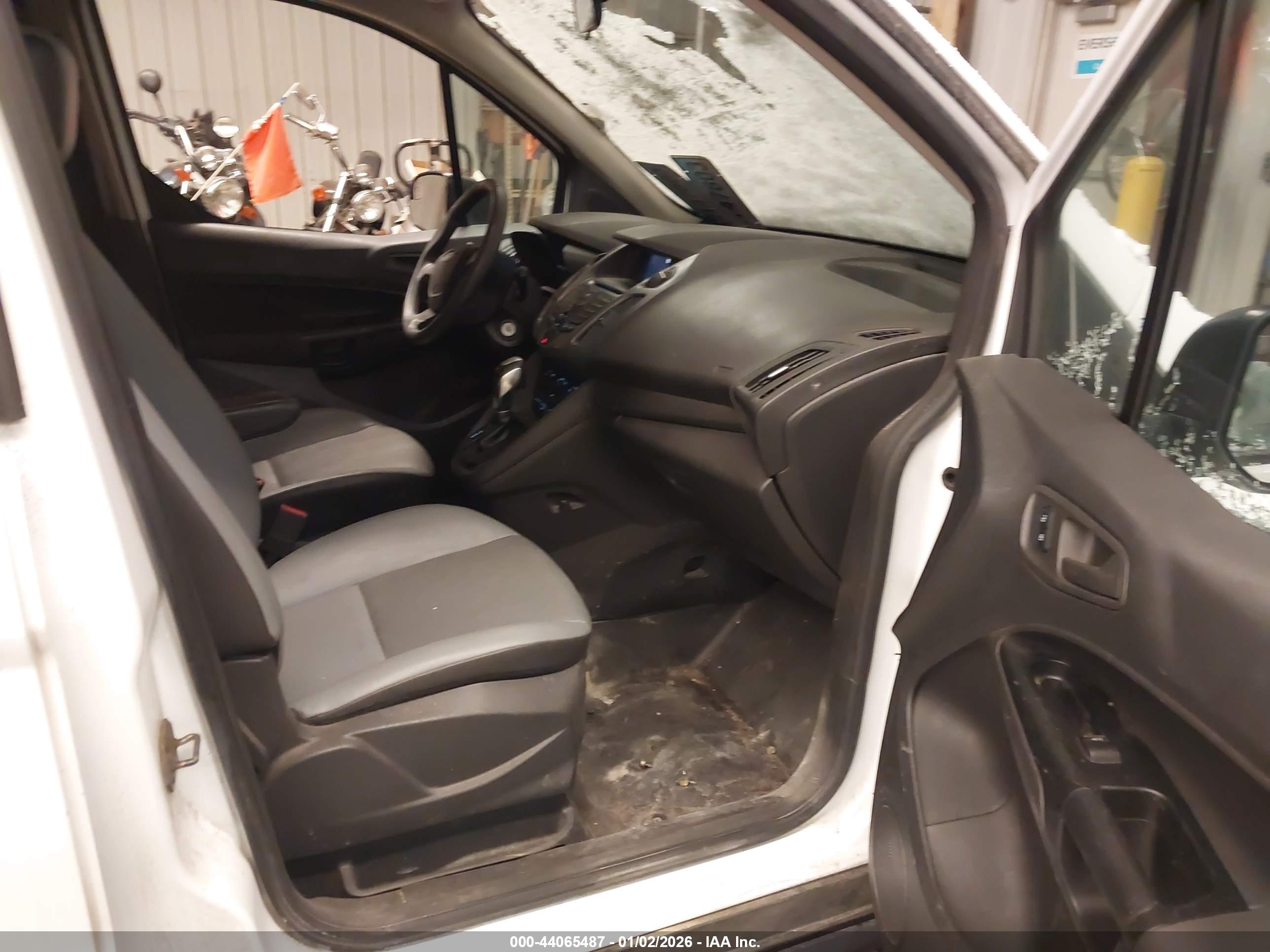FORD TRANSIT image 5