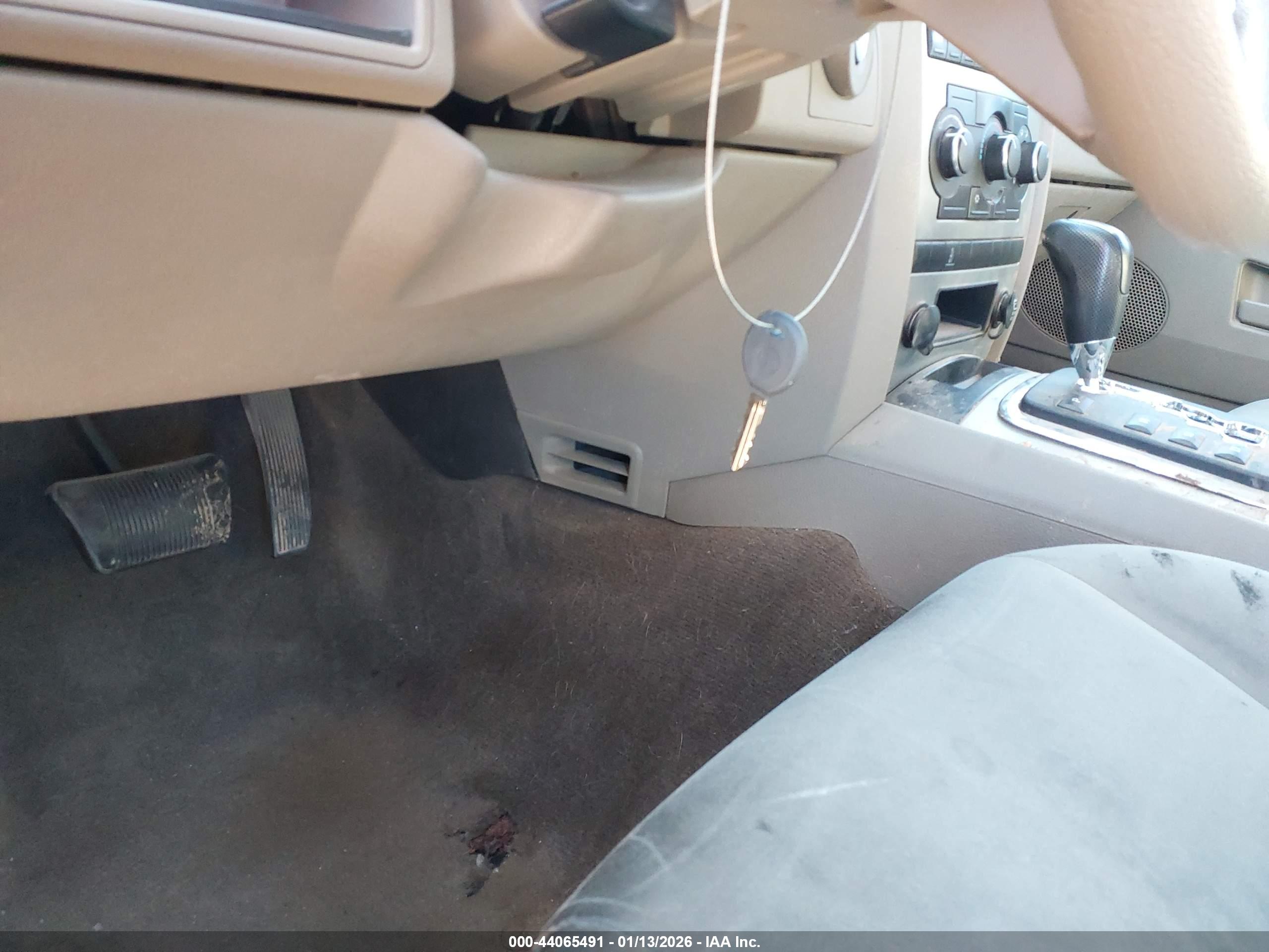 JEEP GRAND image 11