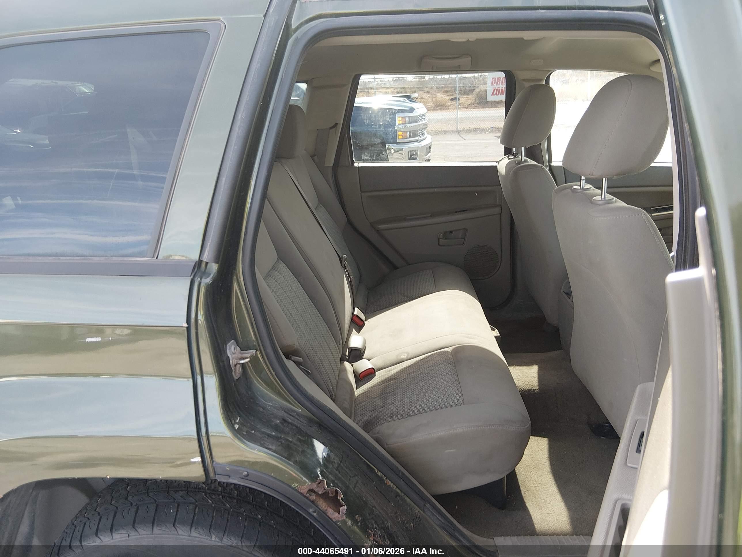 JEEP GRAND image 8