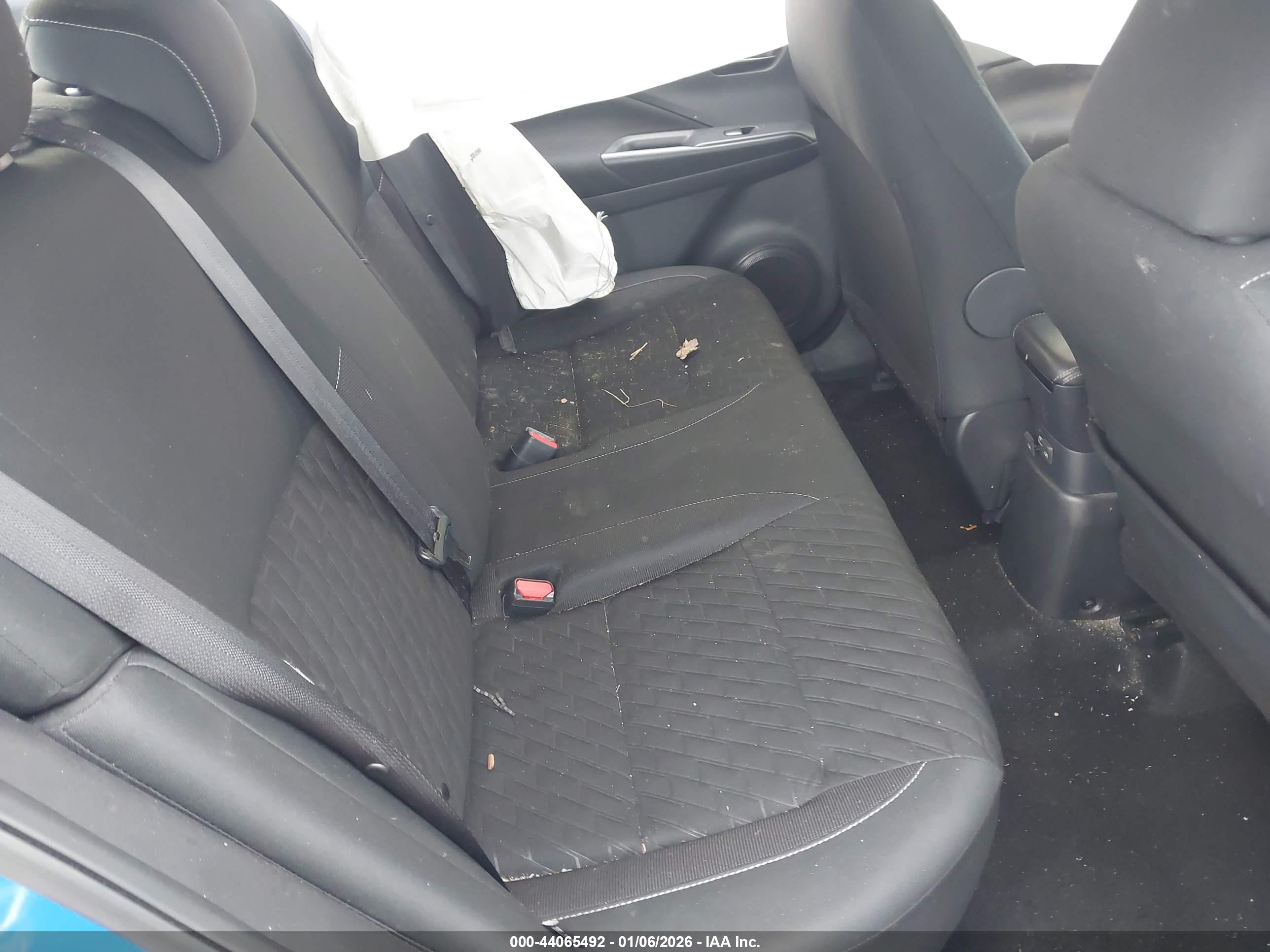 NISSAN KICKS image 8