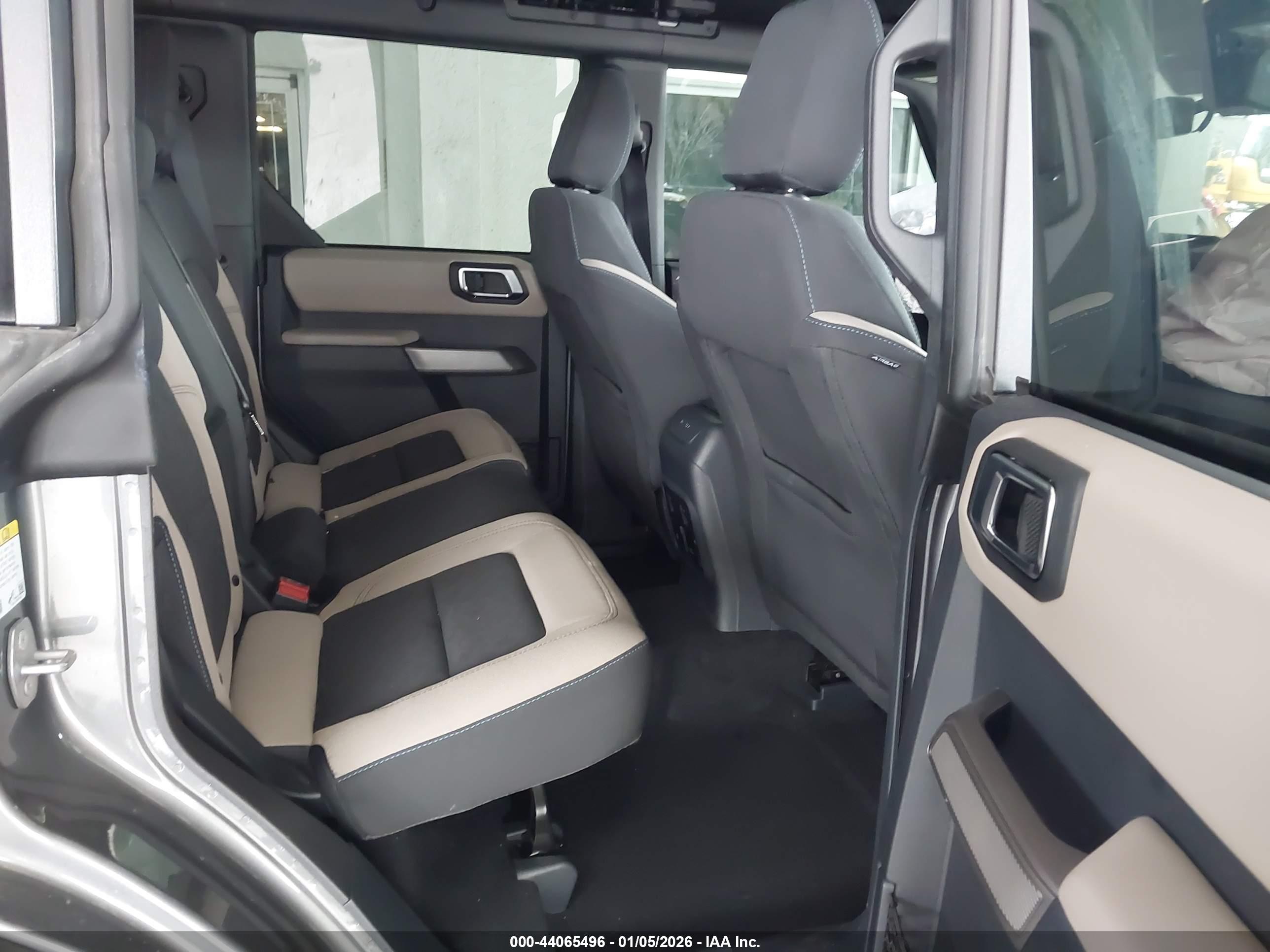 FORD BRONCO image 8