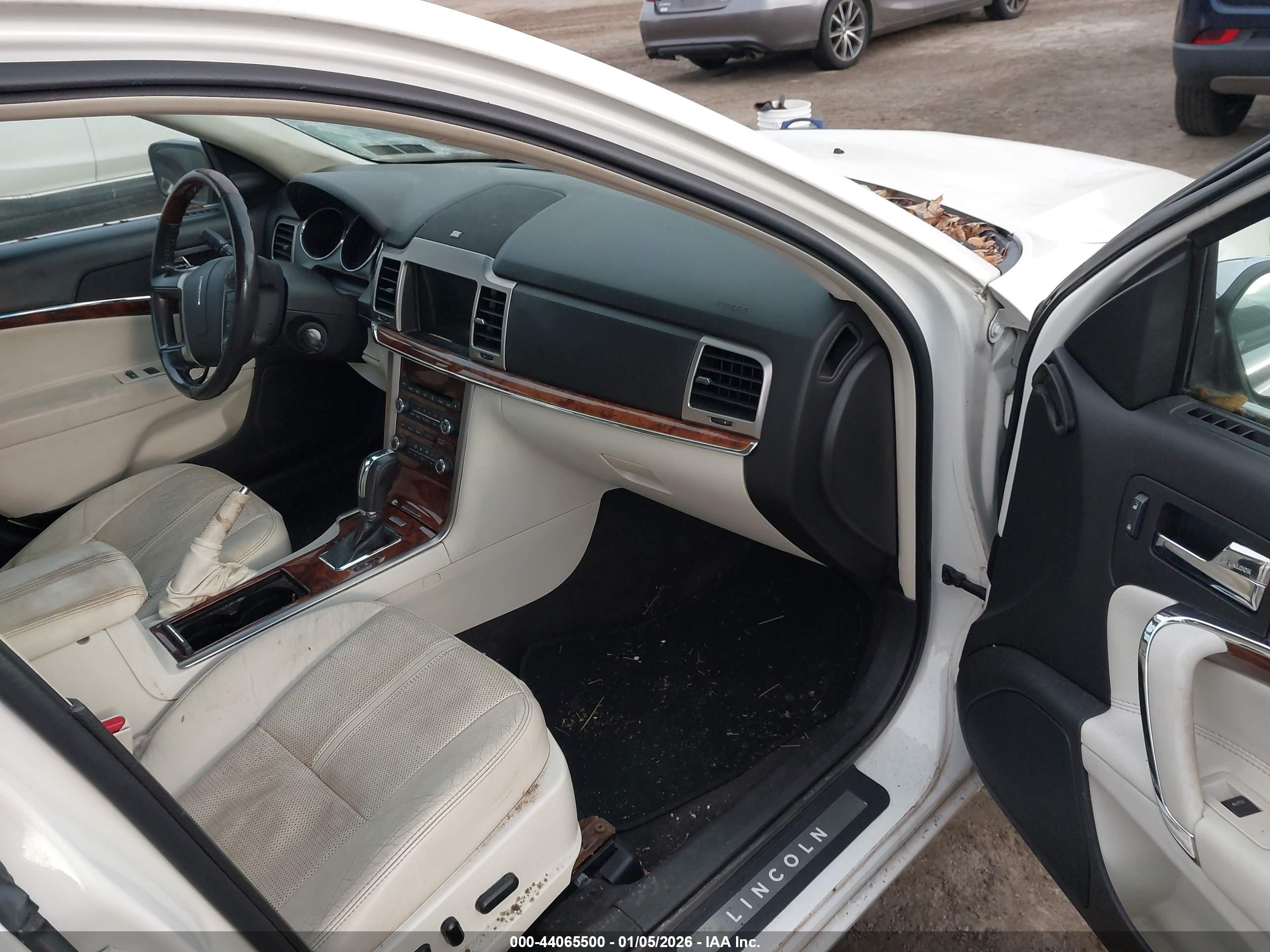 LINCOLN MKZ image 5
