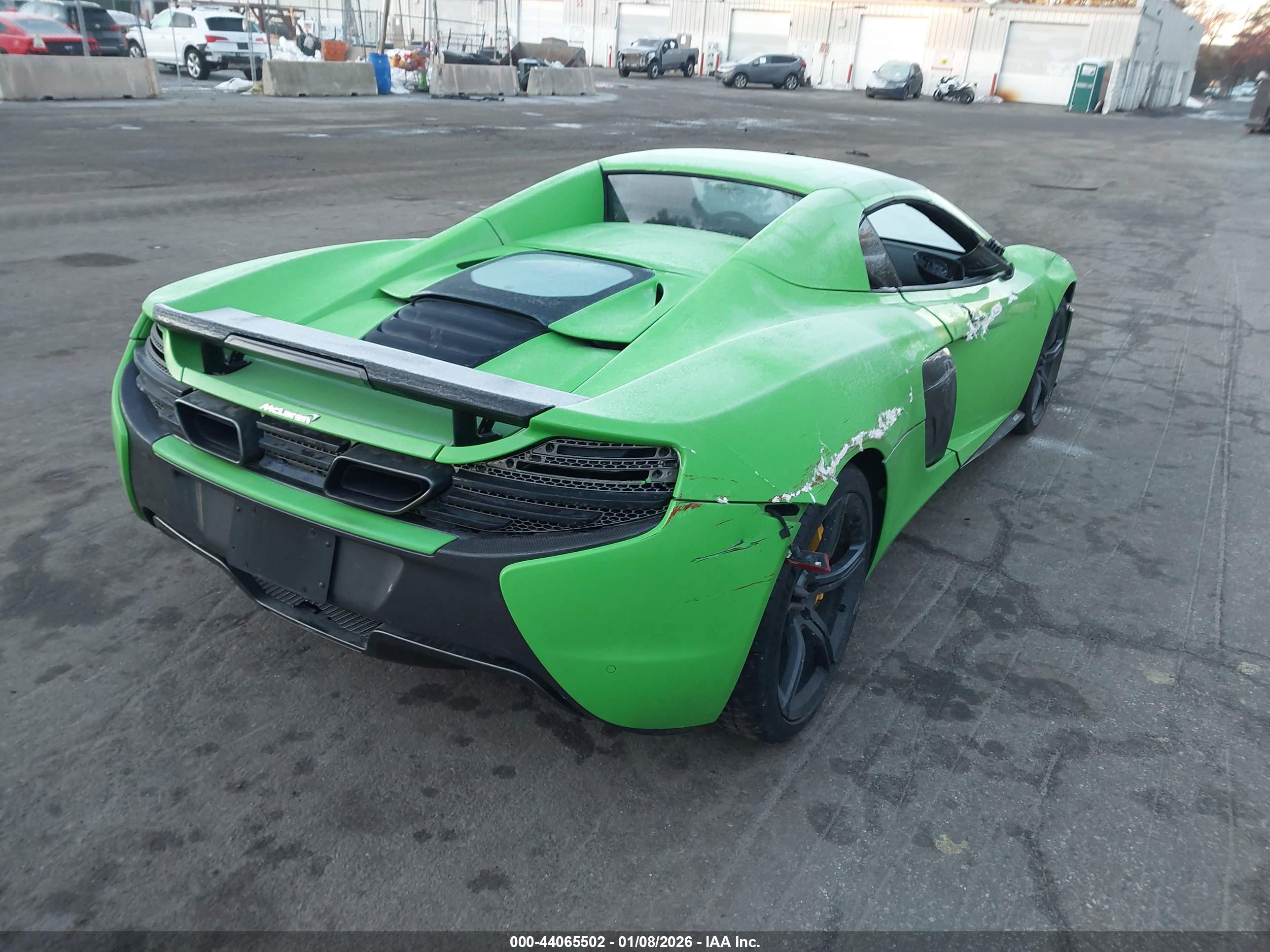 MCLAREN 650S image 4