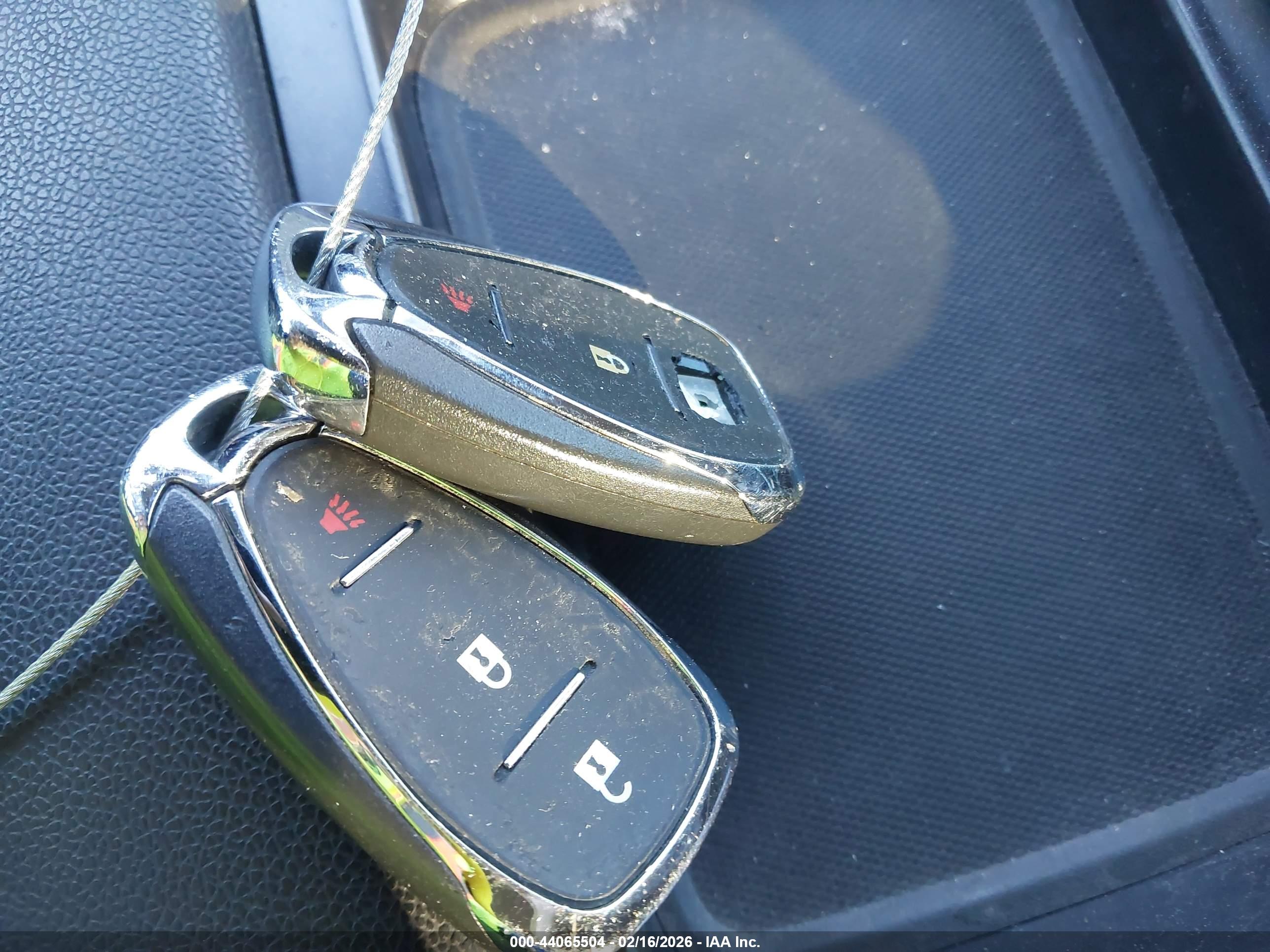 CHEVROLET EQUINOX image 11