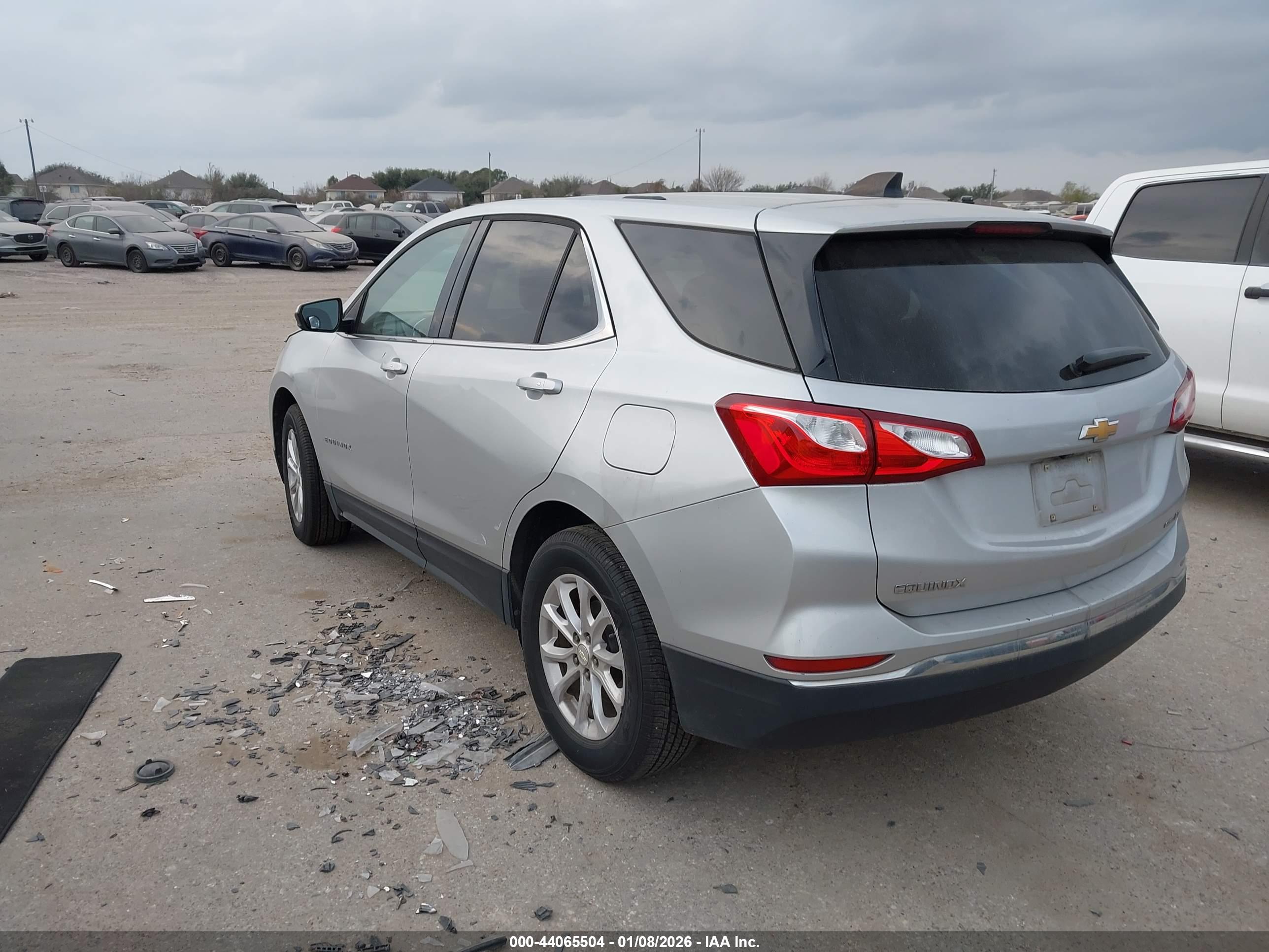CHEVROLET EQUINOX image 3