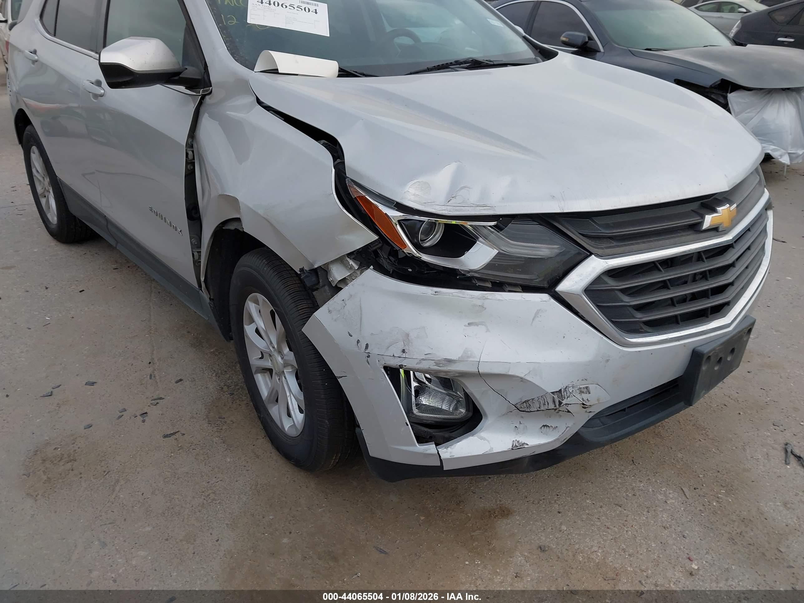 CHEVROLET EQUINOX image 6