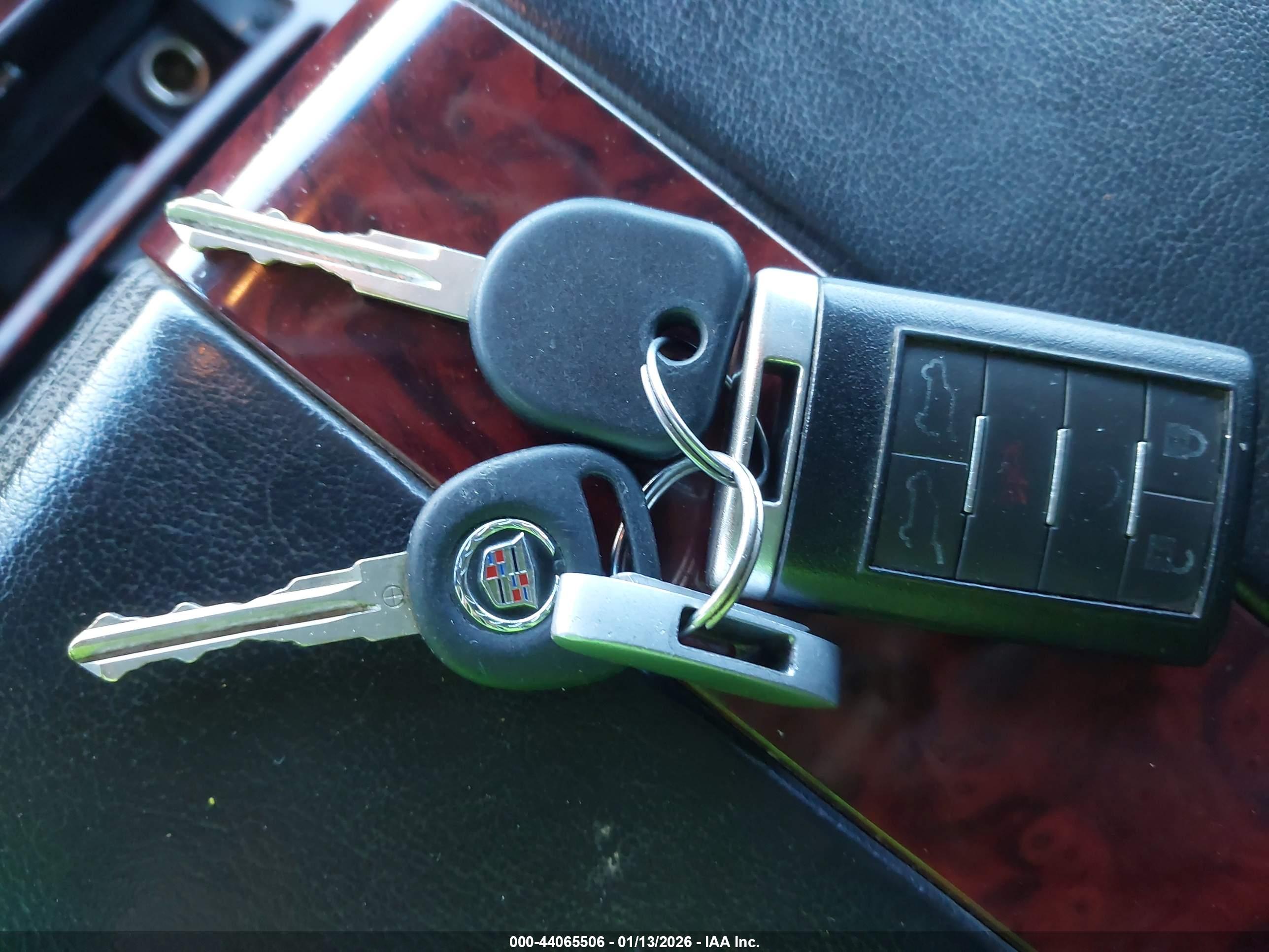 CADILLAC ESCALADE image 11