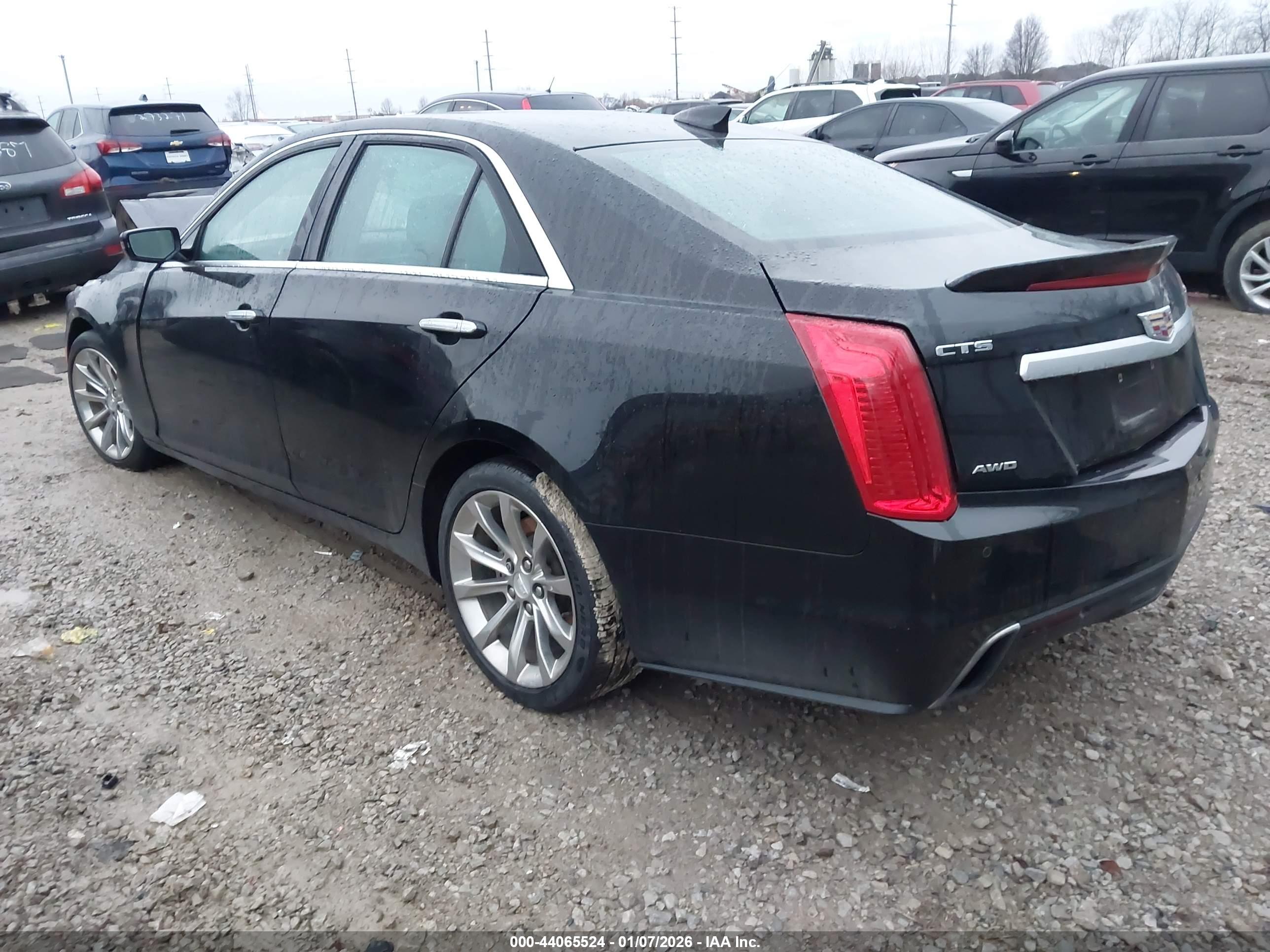 CADILLAC CTS image 3