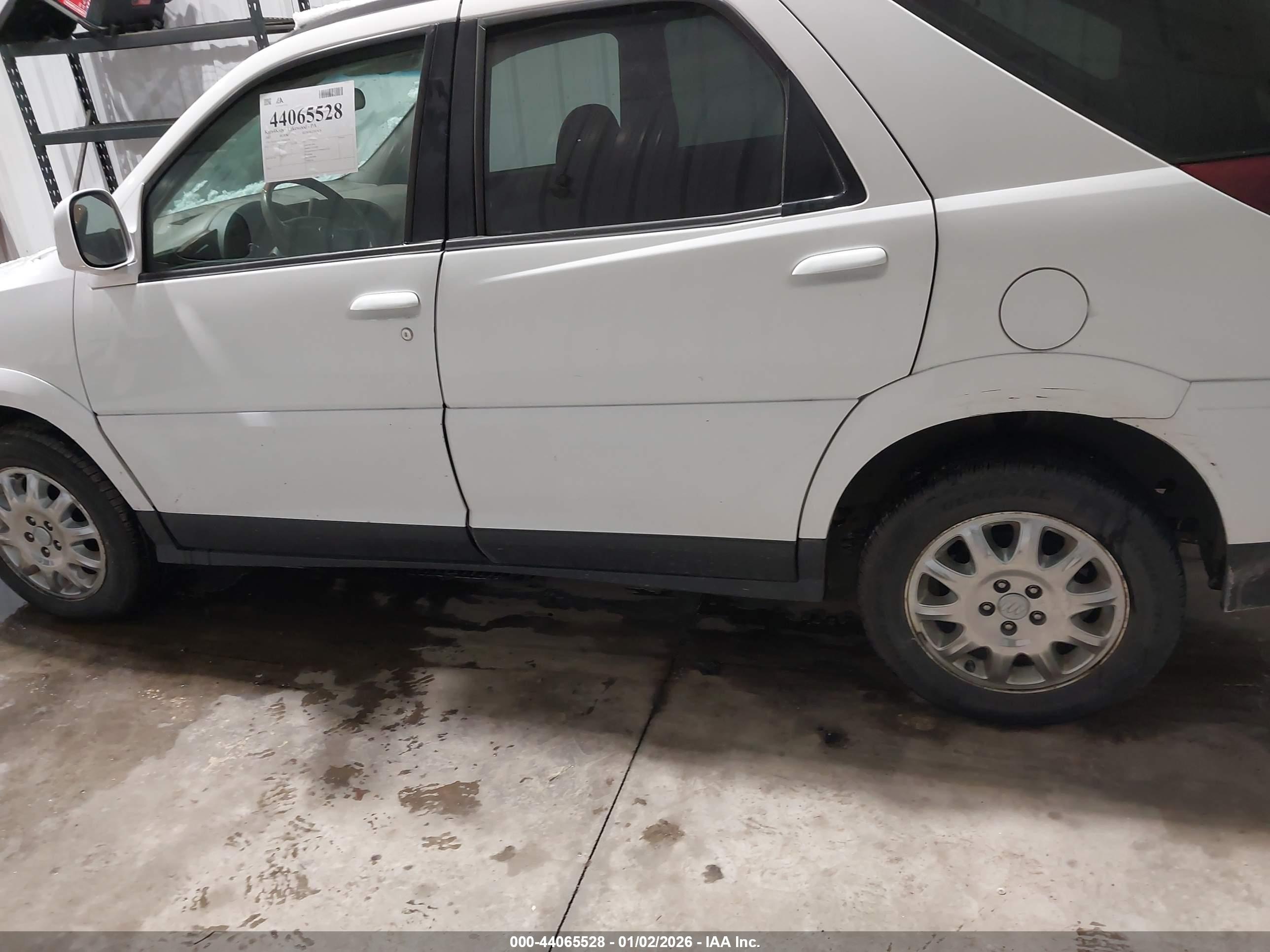 BUICK RENDEZVOUS image 6