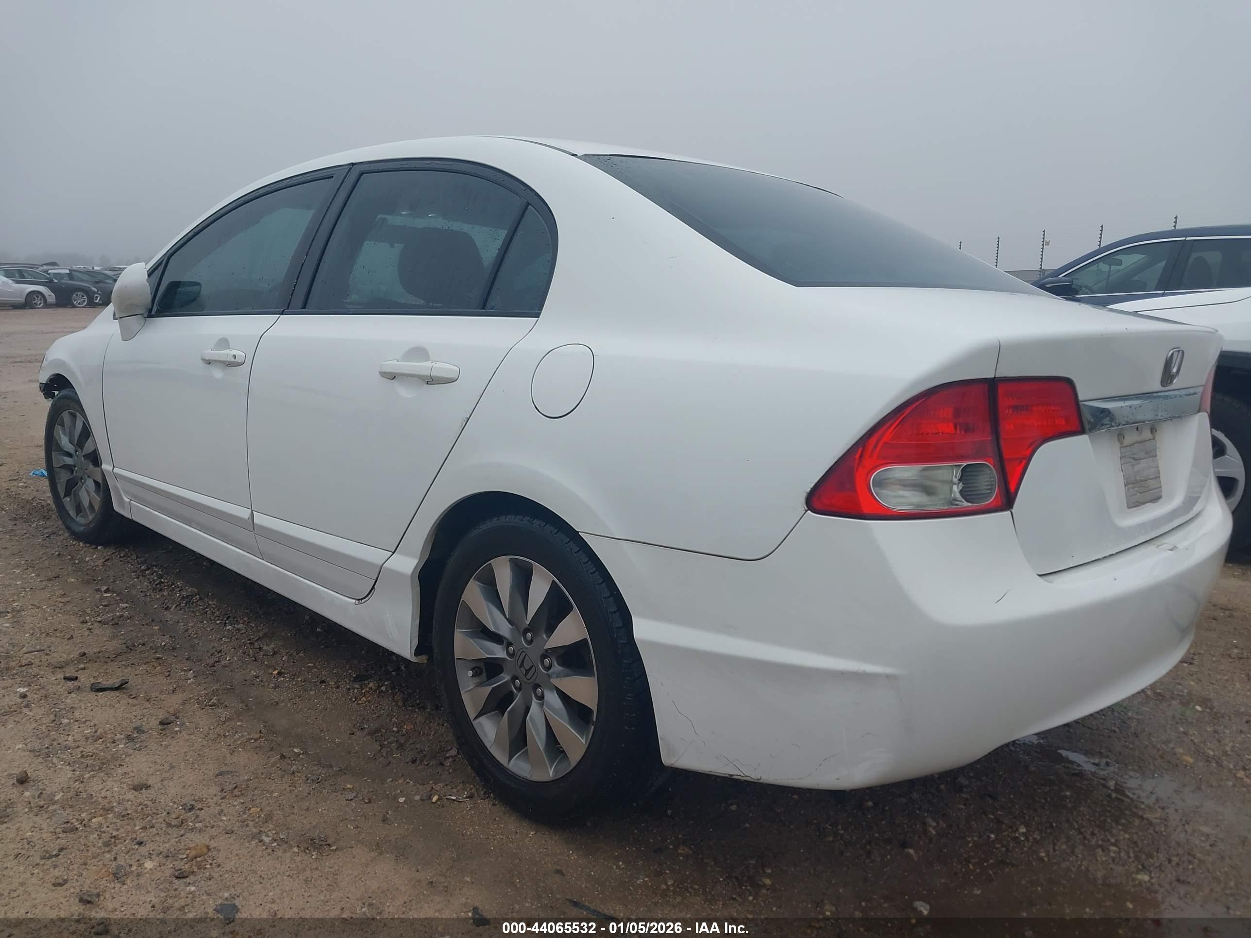 HONDA CIVIC image 3