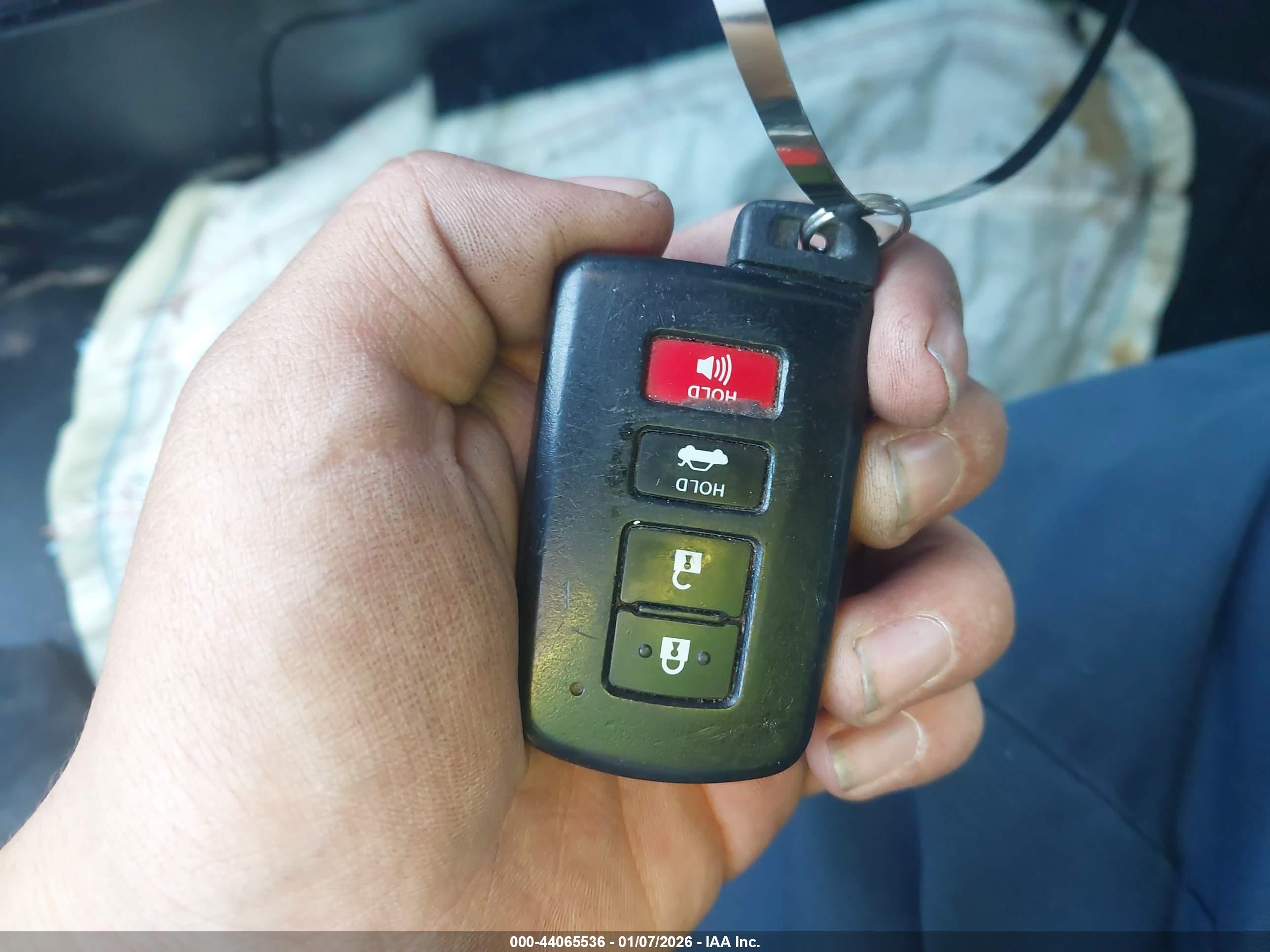 TOYOTA COROLLA image 11