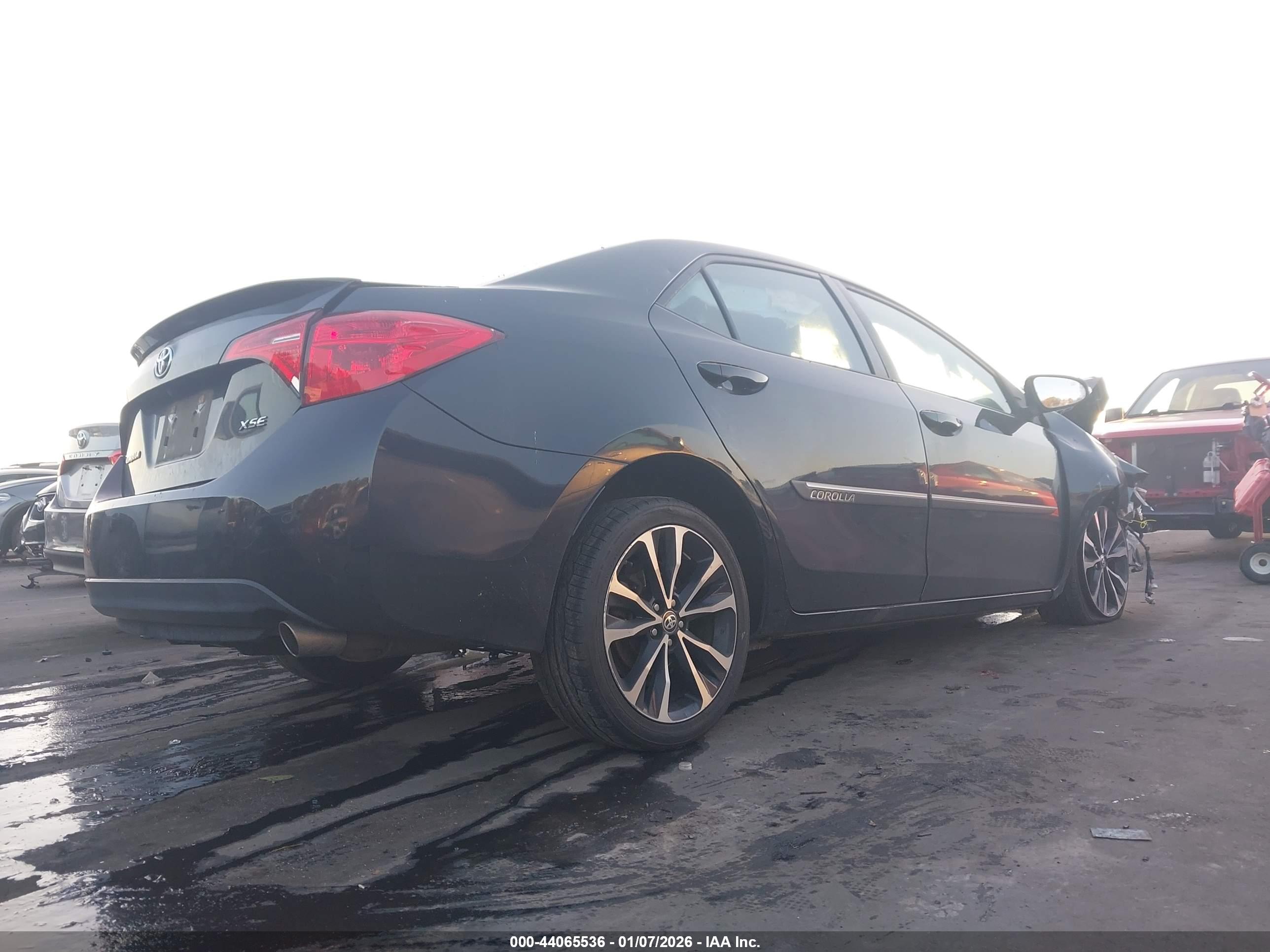 TOYOTA COROLLA image 4