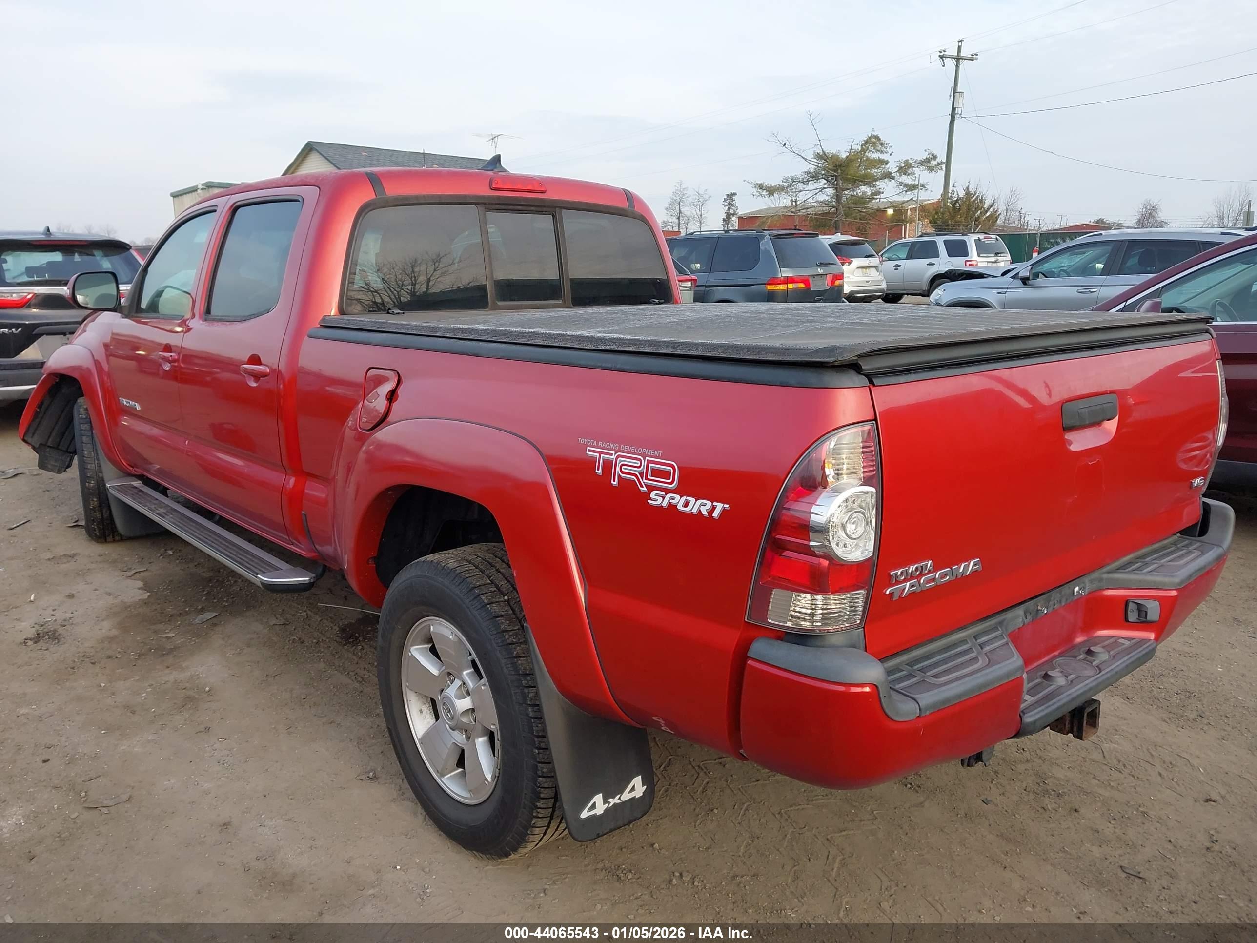 TOYOTA TACOMA image 3